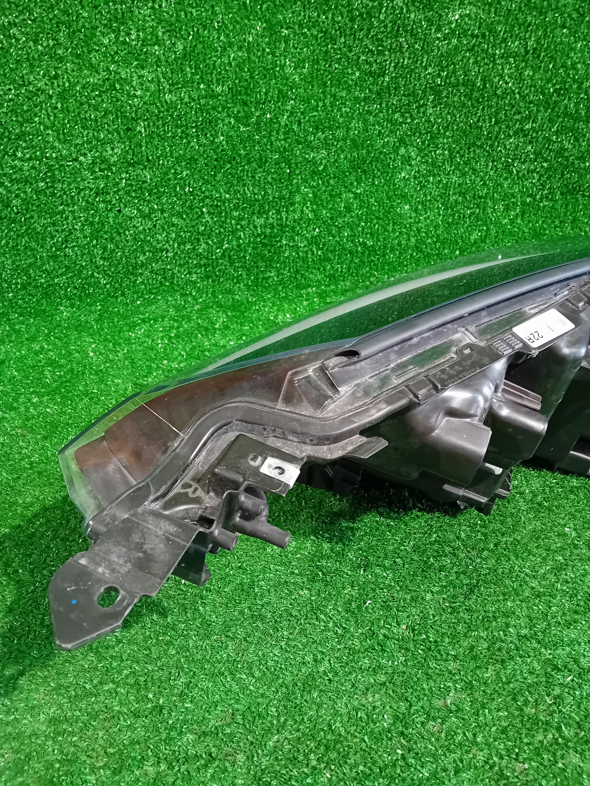 REFLEKTOR right TOYOTA CHR C-HR LIFT GR NR.061