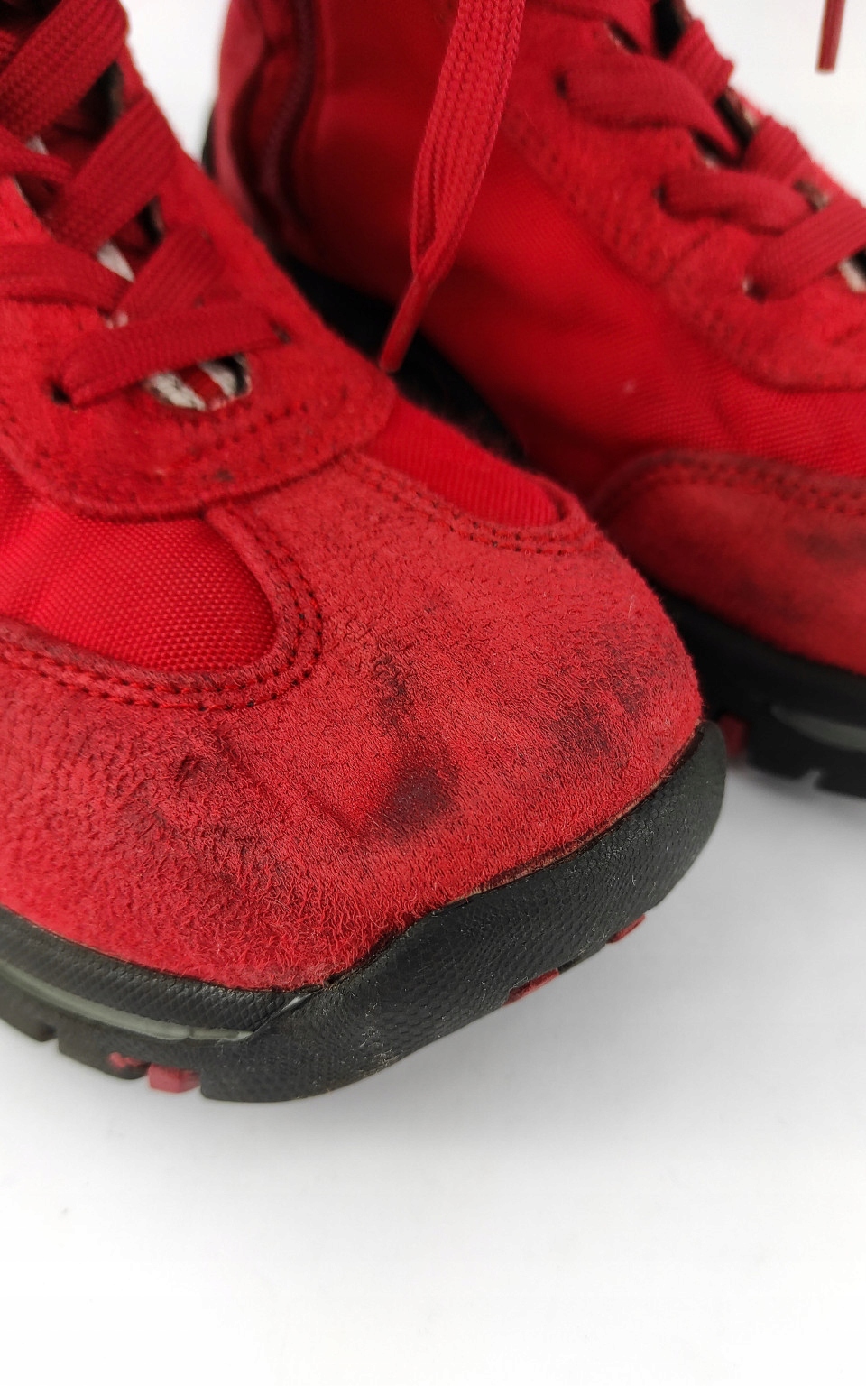 M09652 LA2 CZERWONE BOTKI BEMEGA 35 Wzór dominujący bez wzoru