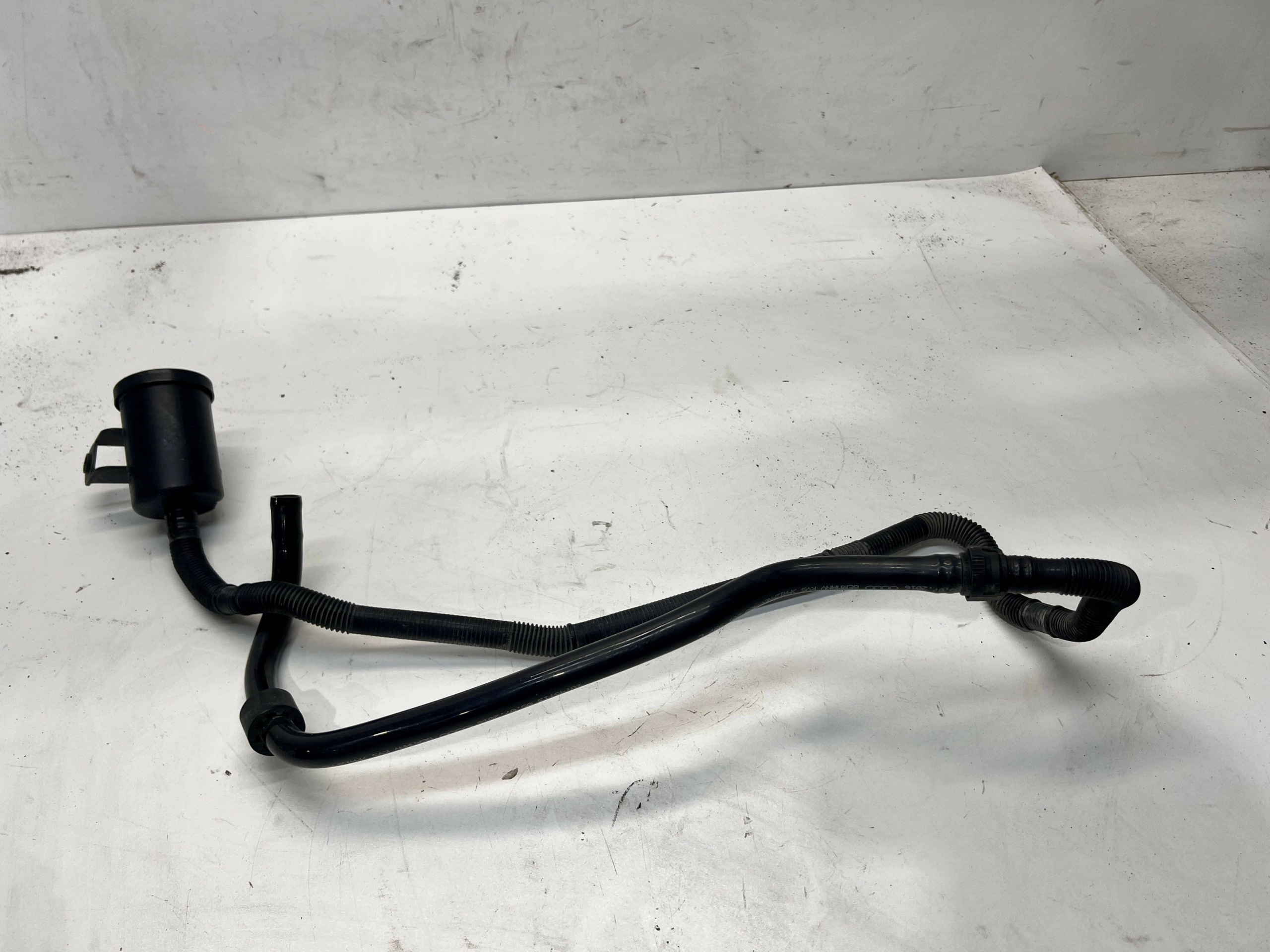 prijenos vakum filtera AUDI A4 A5 Q5 A6 C7 4G0906621E 4G0201997L