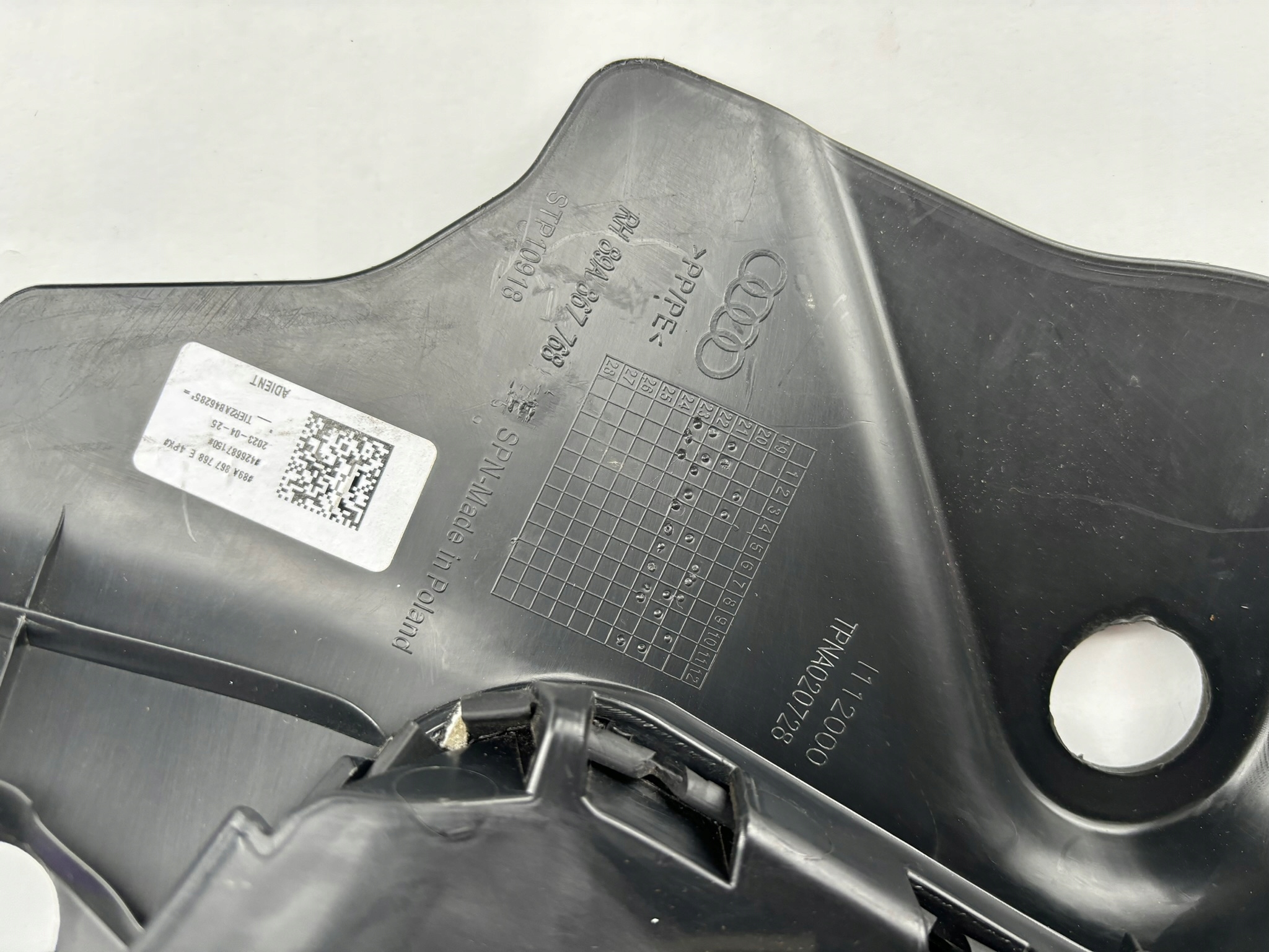 AUDI Q4 E-TRON 89A right airbag side airbag 89A885704C MDB153