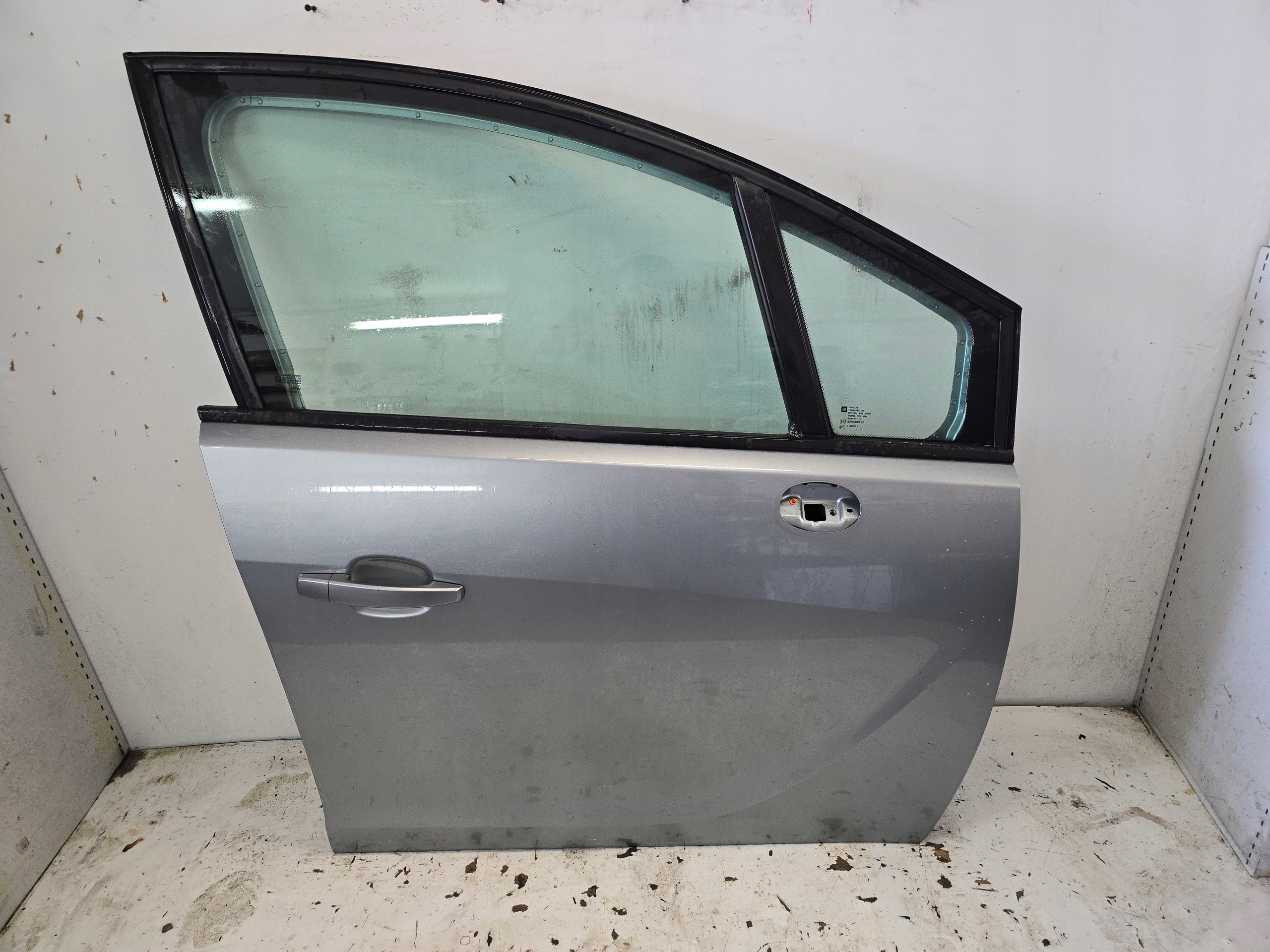 OPEL MERIVA B door right front right front Z179 RDZA