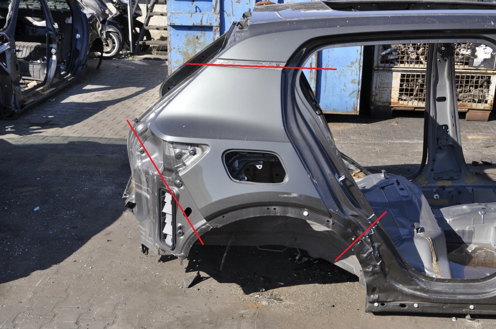 VOLVO XC40 ĆWIARTKA TYLNA BŁOTNIK PRAWY TYLNY TYŁ