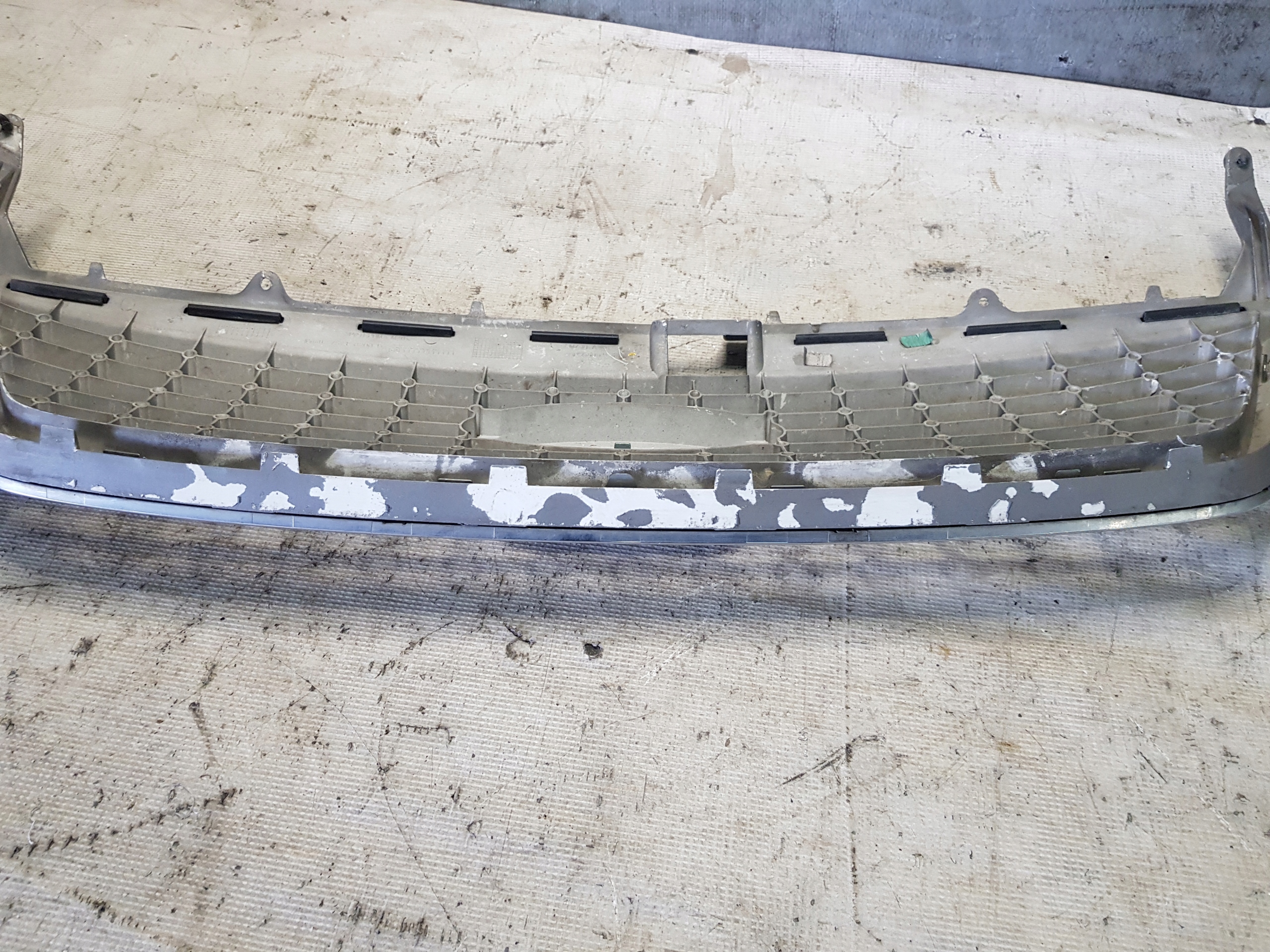 Grille FORD MONDEO MK4 7S71-8200-D