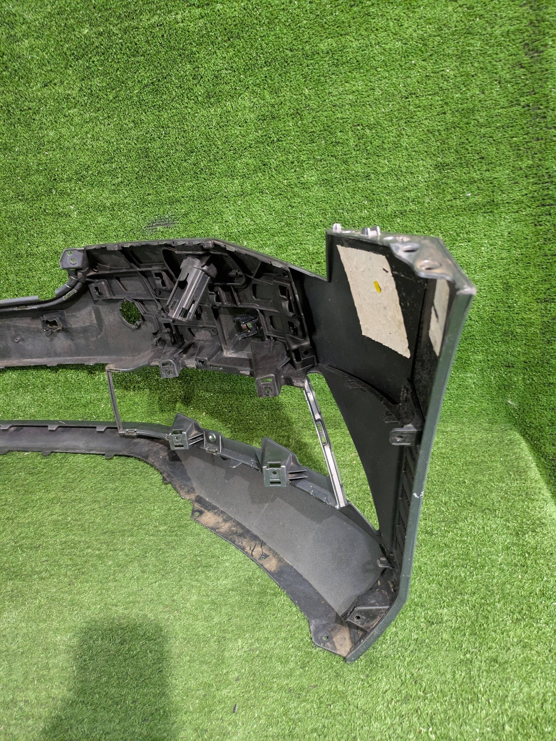 front bumper front SKODA SUPERB III LIFT NR.Z9327