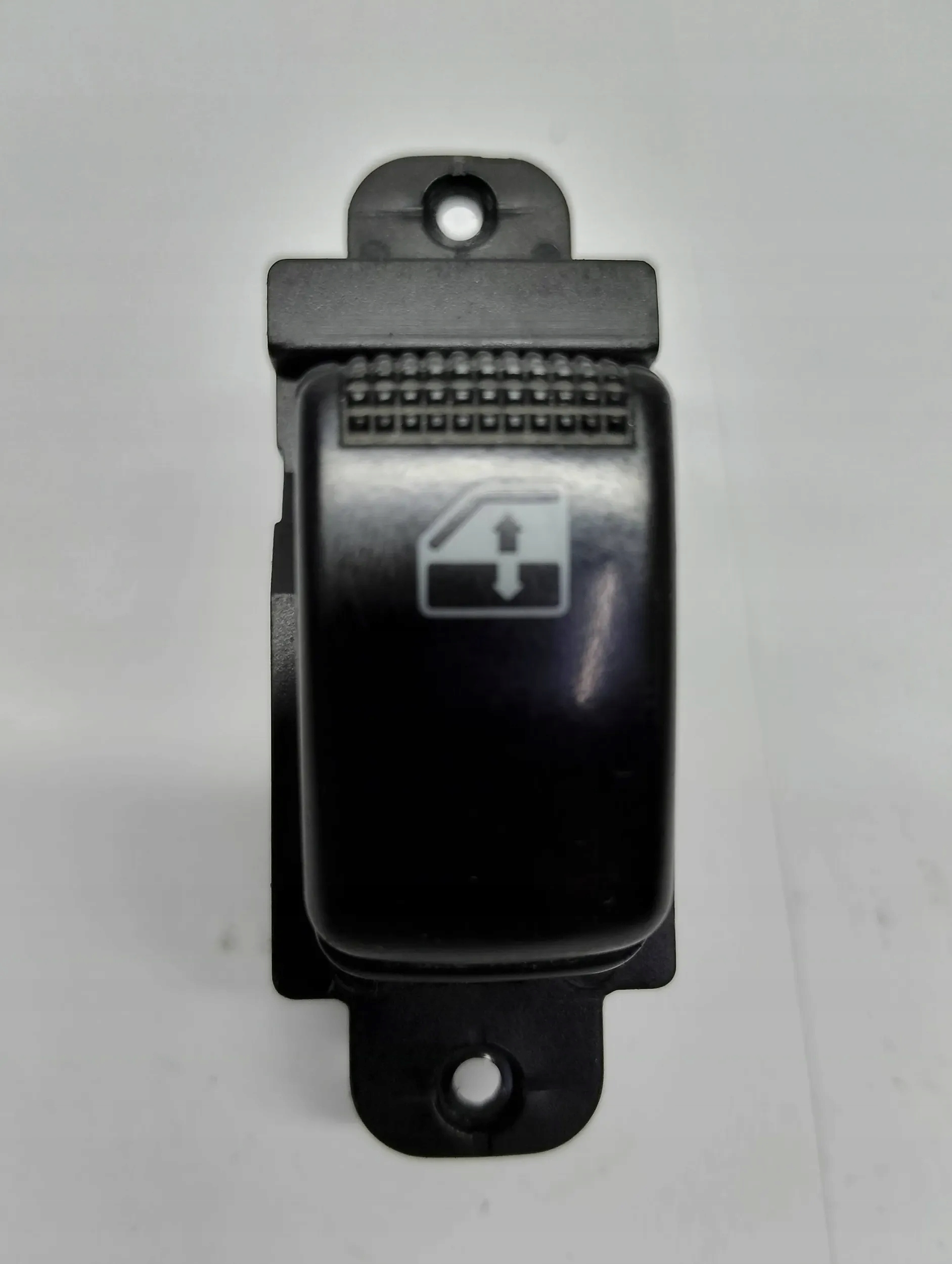 switch switch of control lifting windows Hyundai 8357820000
