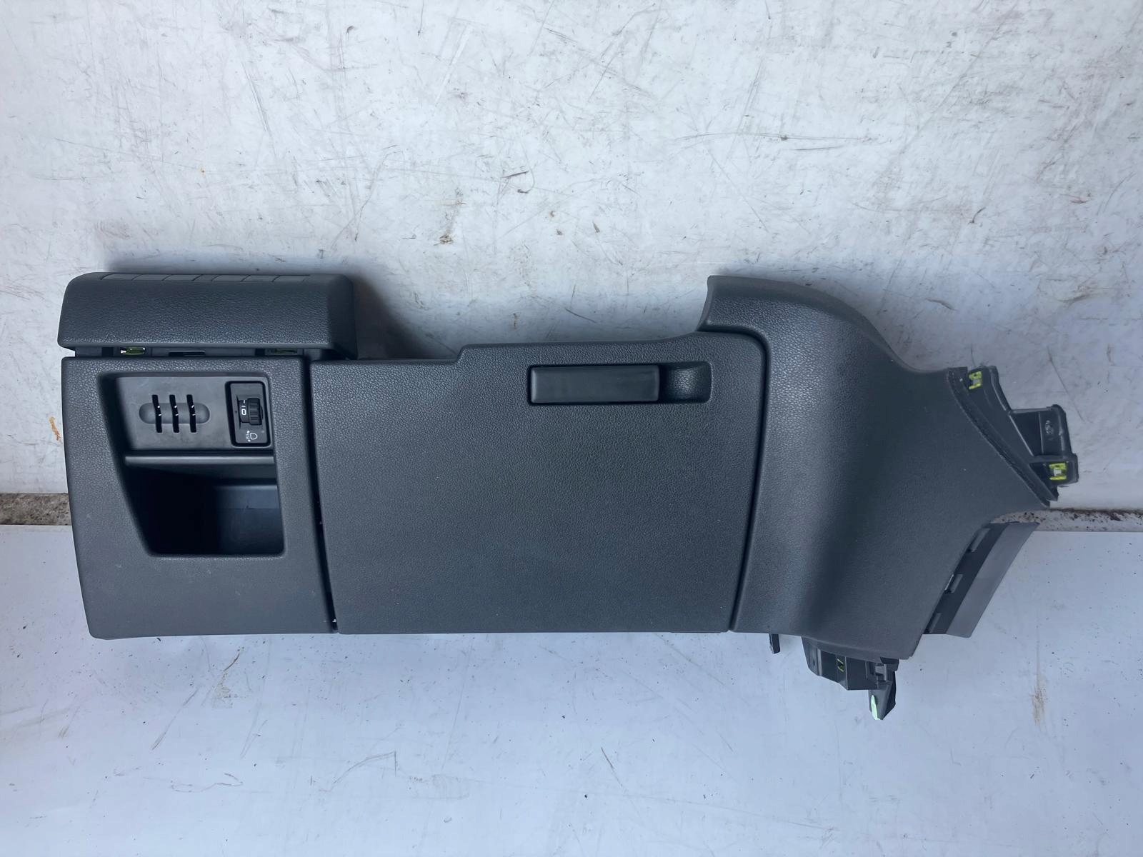 passenger compartment consoles left driver´s PEUGEOT 5008 and