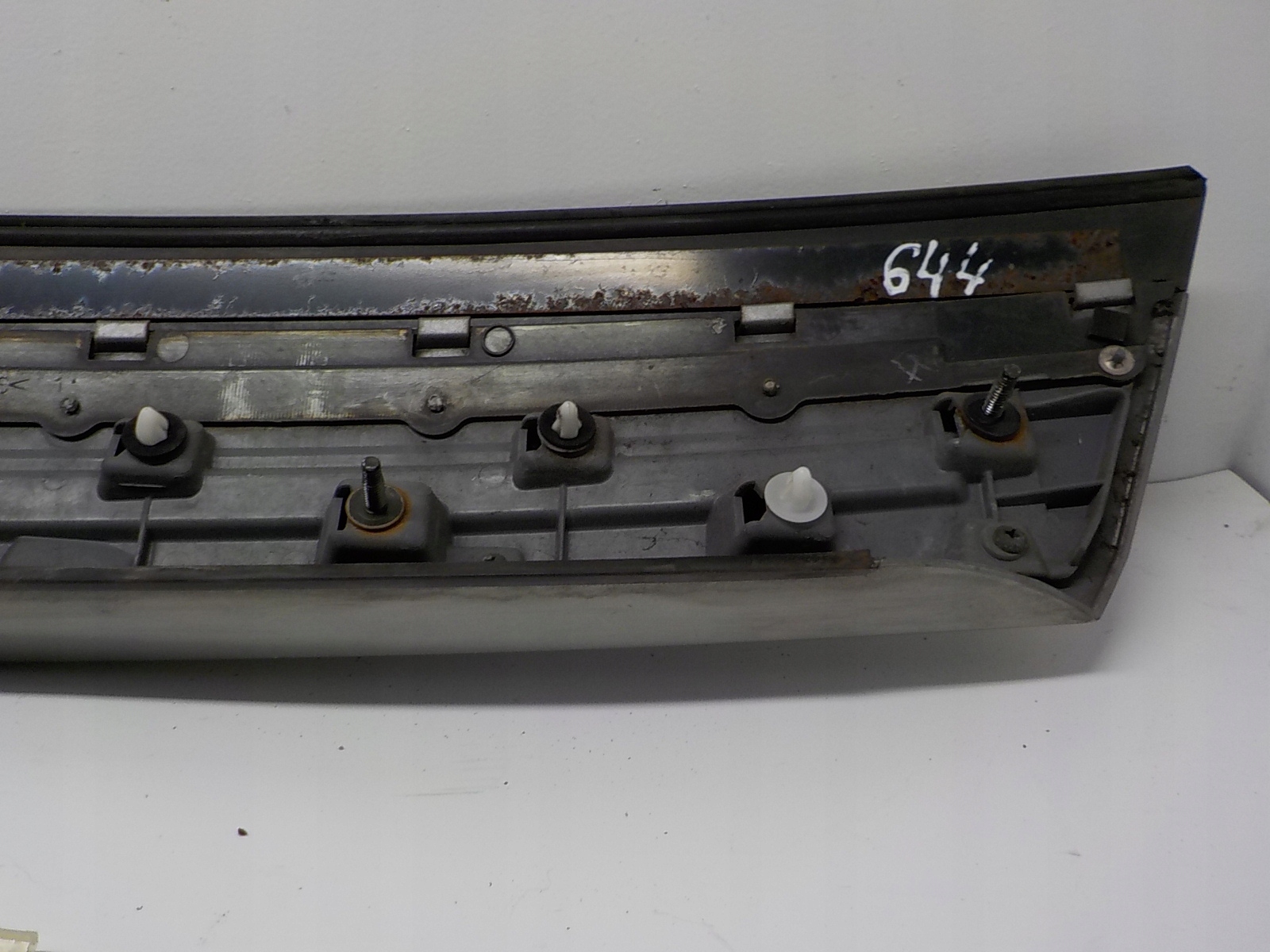 SUBARU FORESTER II SG LIFT cap bonnet moulding