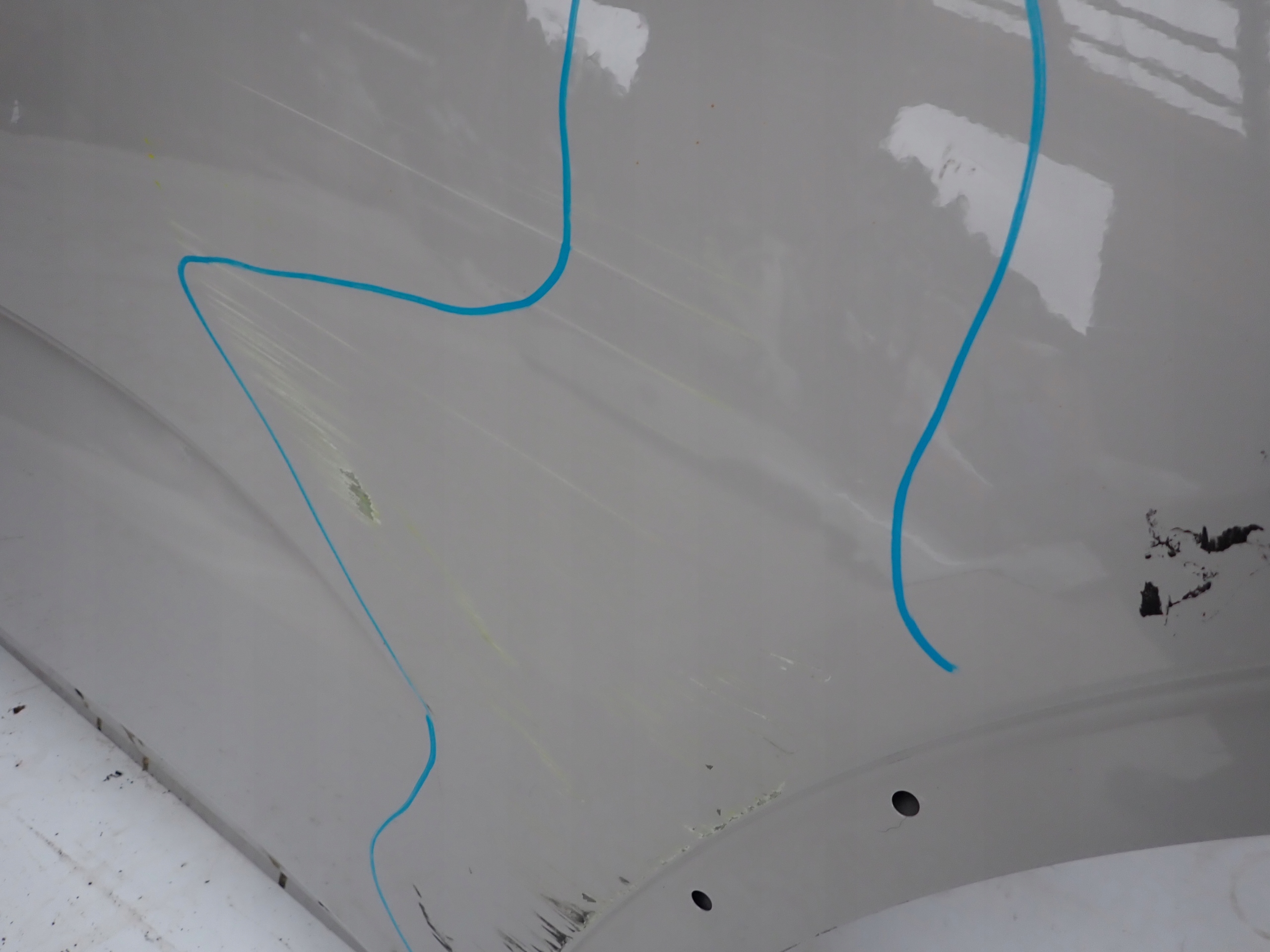 JAGUAR E-PACE 17- door left rear part rear.