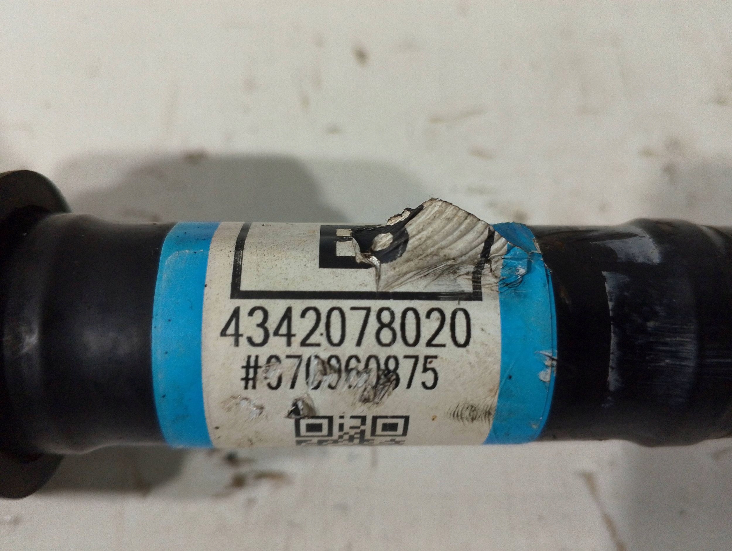 Lexus NX 300 Hybrid semi-axis front left 4342078020 (A340)