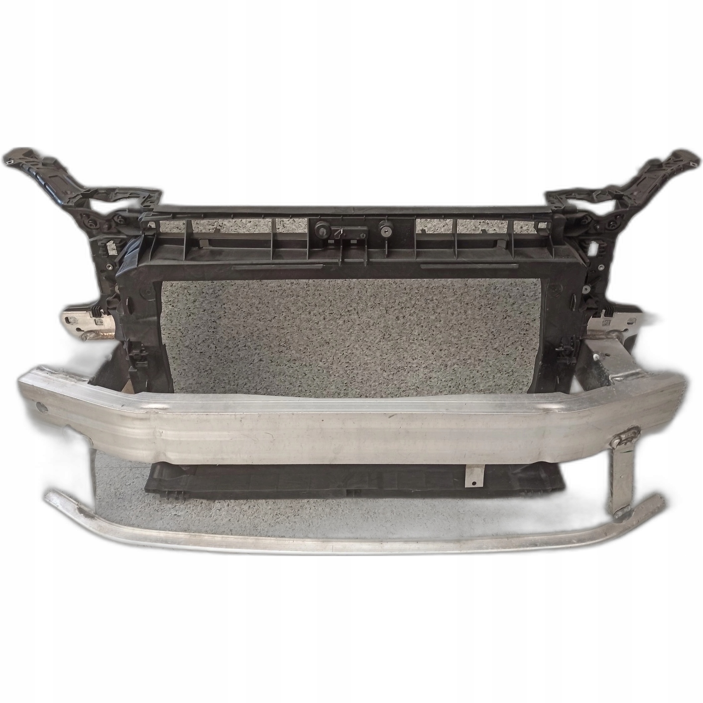 ПЕРЕДНЯ ПАНЕЛЬ ПЕРЕДНІЙ AUDI Q33a805594f