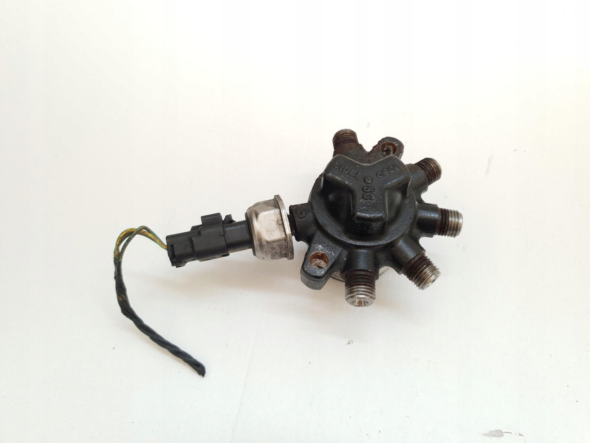 ROZDZIELACZ PALIWA FORD FOCUS MK1 I 1.8 TDCI Producent części Ford OE