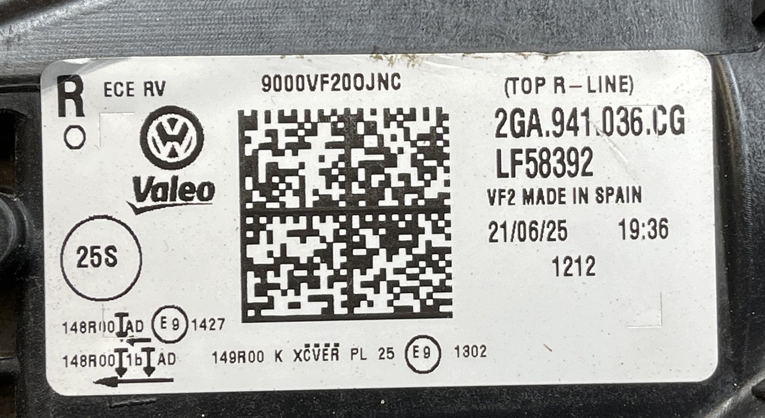 VW T-ROC et 2021- LIFT feu avant droit IQ LIGHT LED 2GA941036CG 21.06.2025