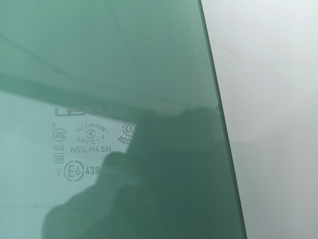 LEXUS GS IV szyba drzwi prawy tyl 2012 2019r Installation side Rear right