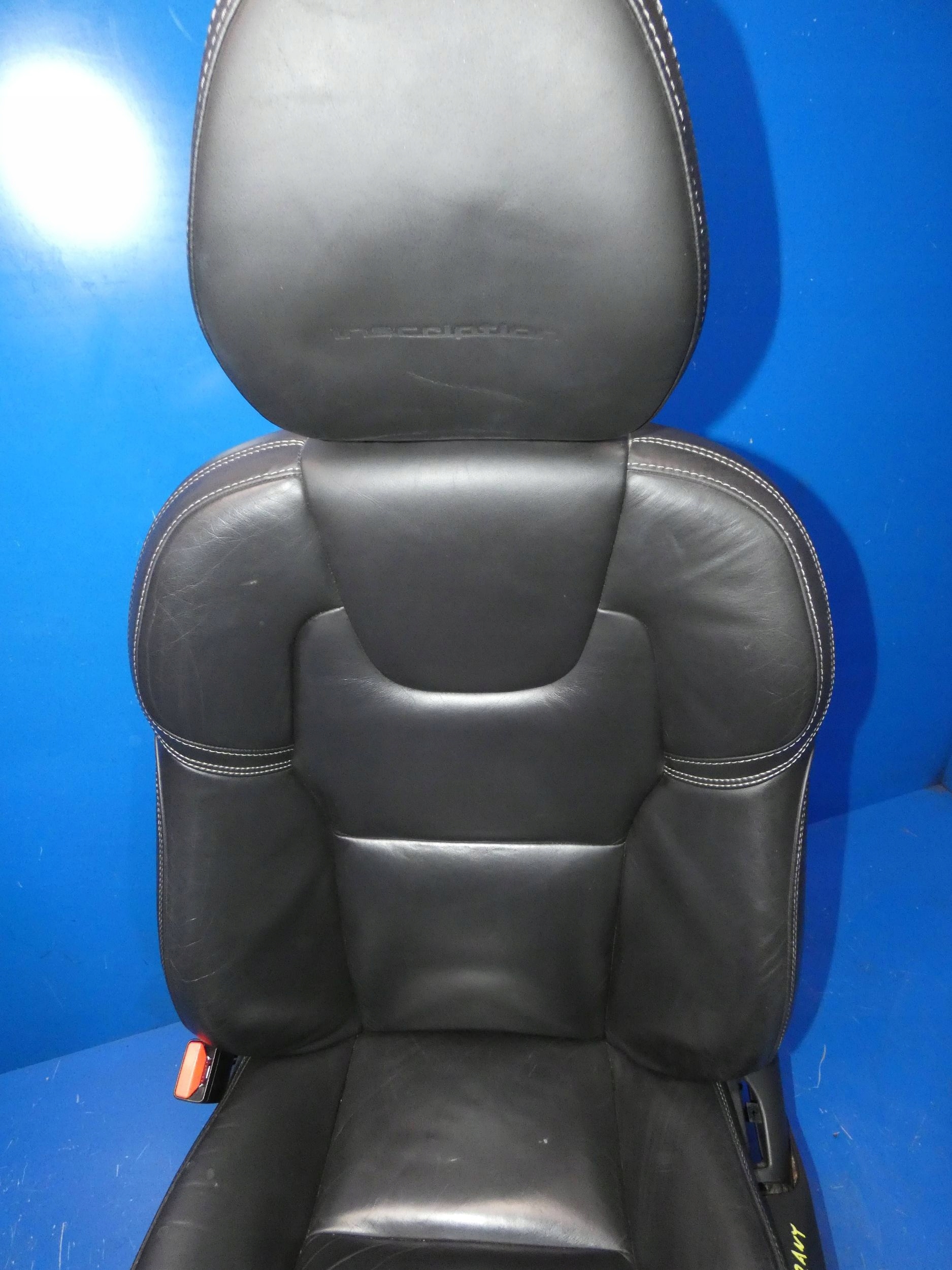 VOLVO XC90 II seat driver´s left front front PODGRZEWANY