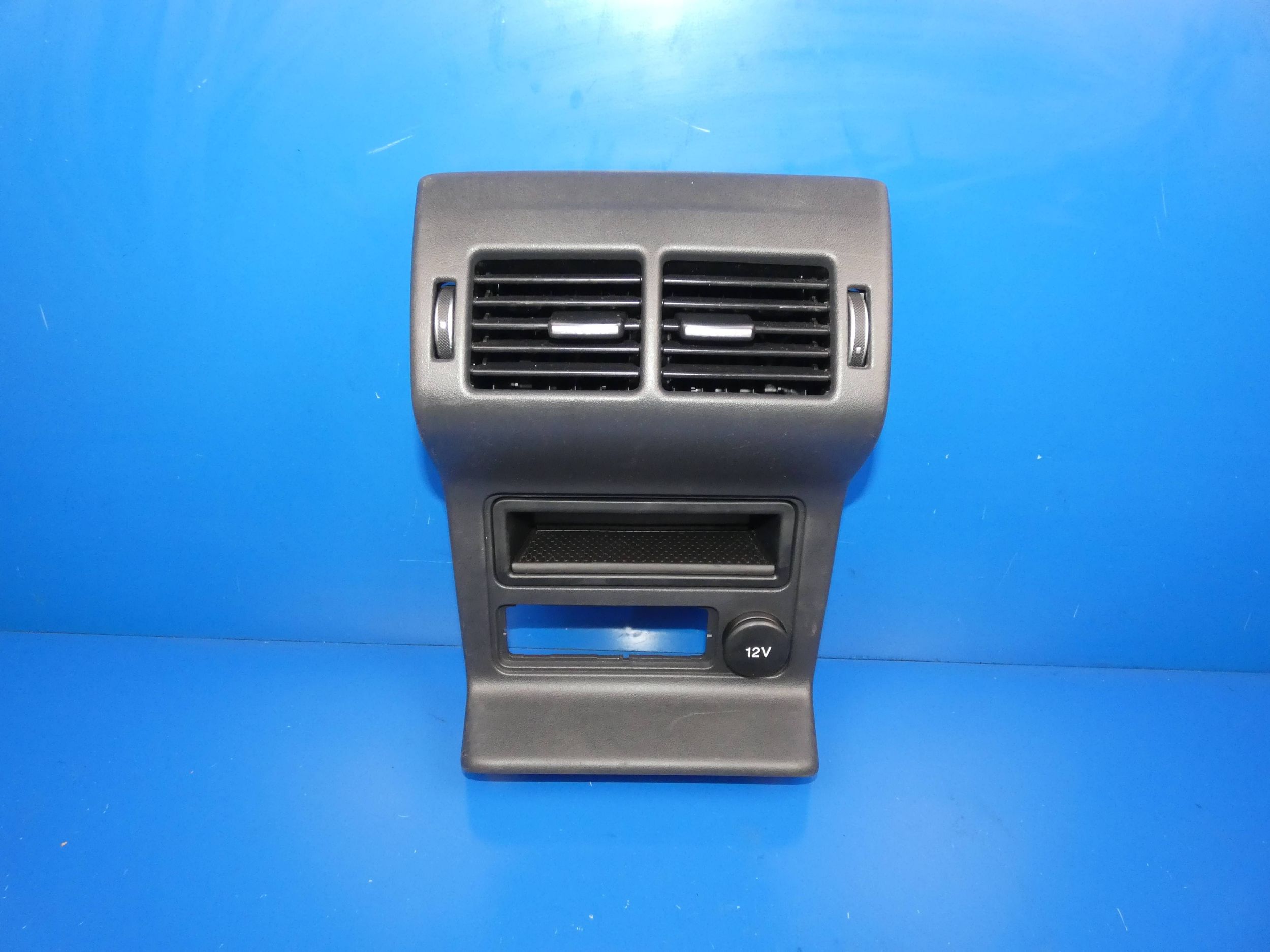 JAGUAR F-PACE X761 TUNEL rear grid air conditioning devices rear part