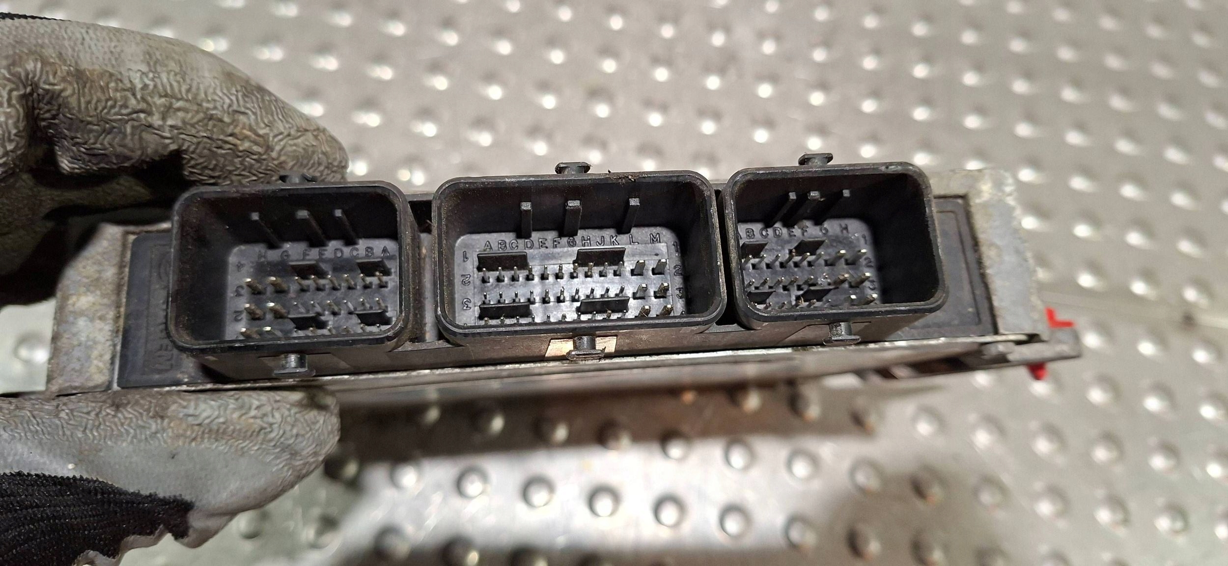 computer 9643134680 9637706180 CITROEN PEUGEOT 1.4 e 8V