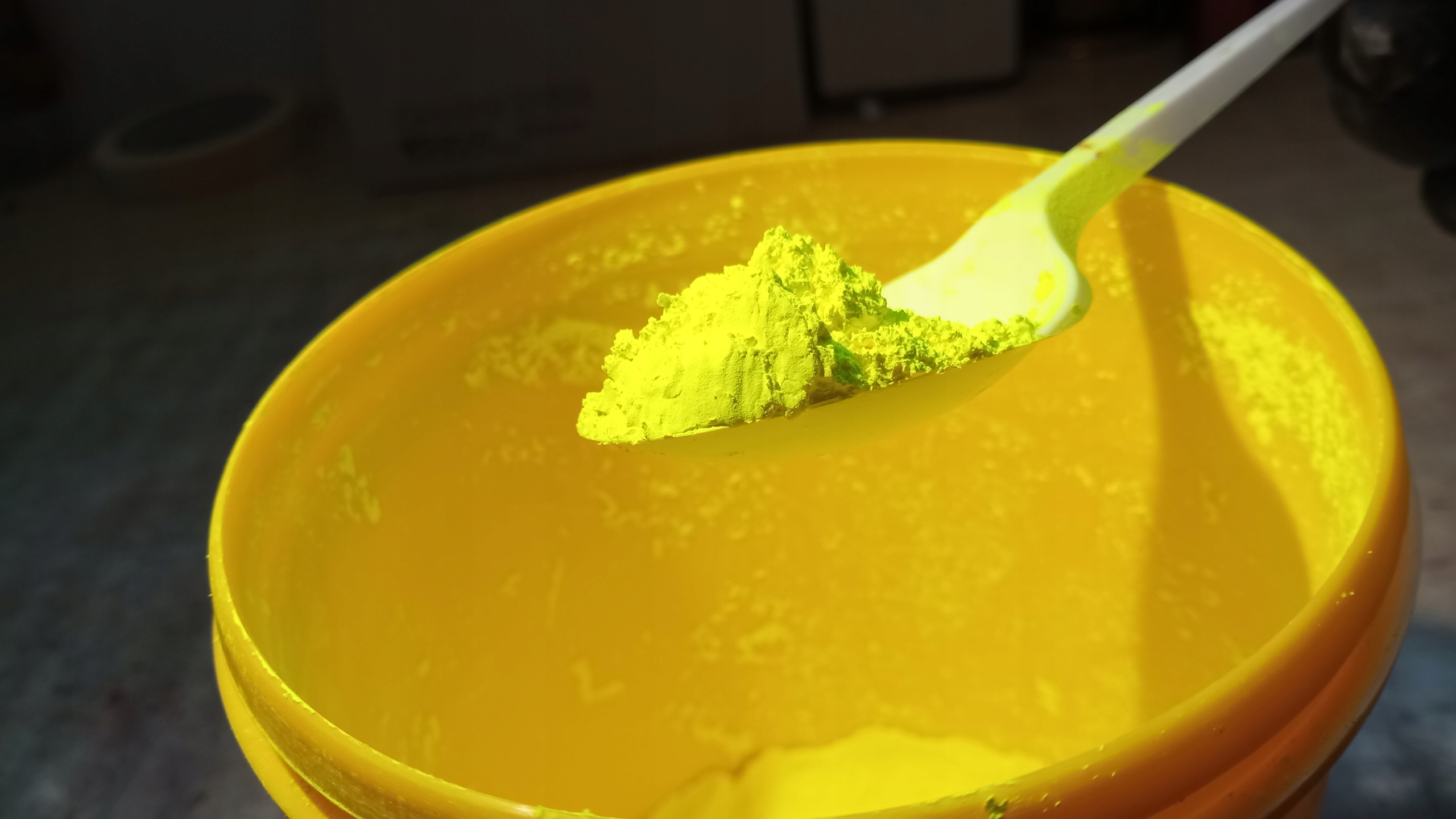 NewCar Lakier bazowy FLUORESCENCYJNY RAL 1026 ŻÓŁTY - KOMPLET Stan opakowania oryginalne