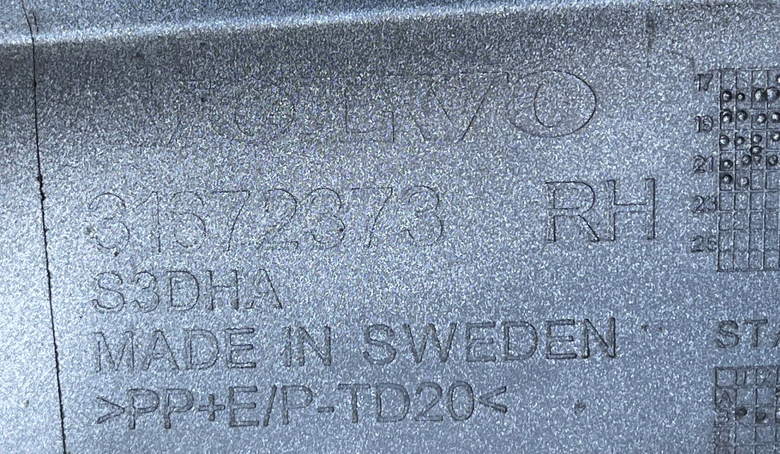LPA282 VOLVO V90 II 2016 - moulding threshold right 31672373