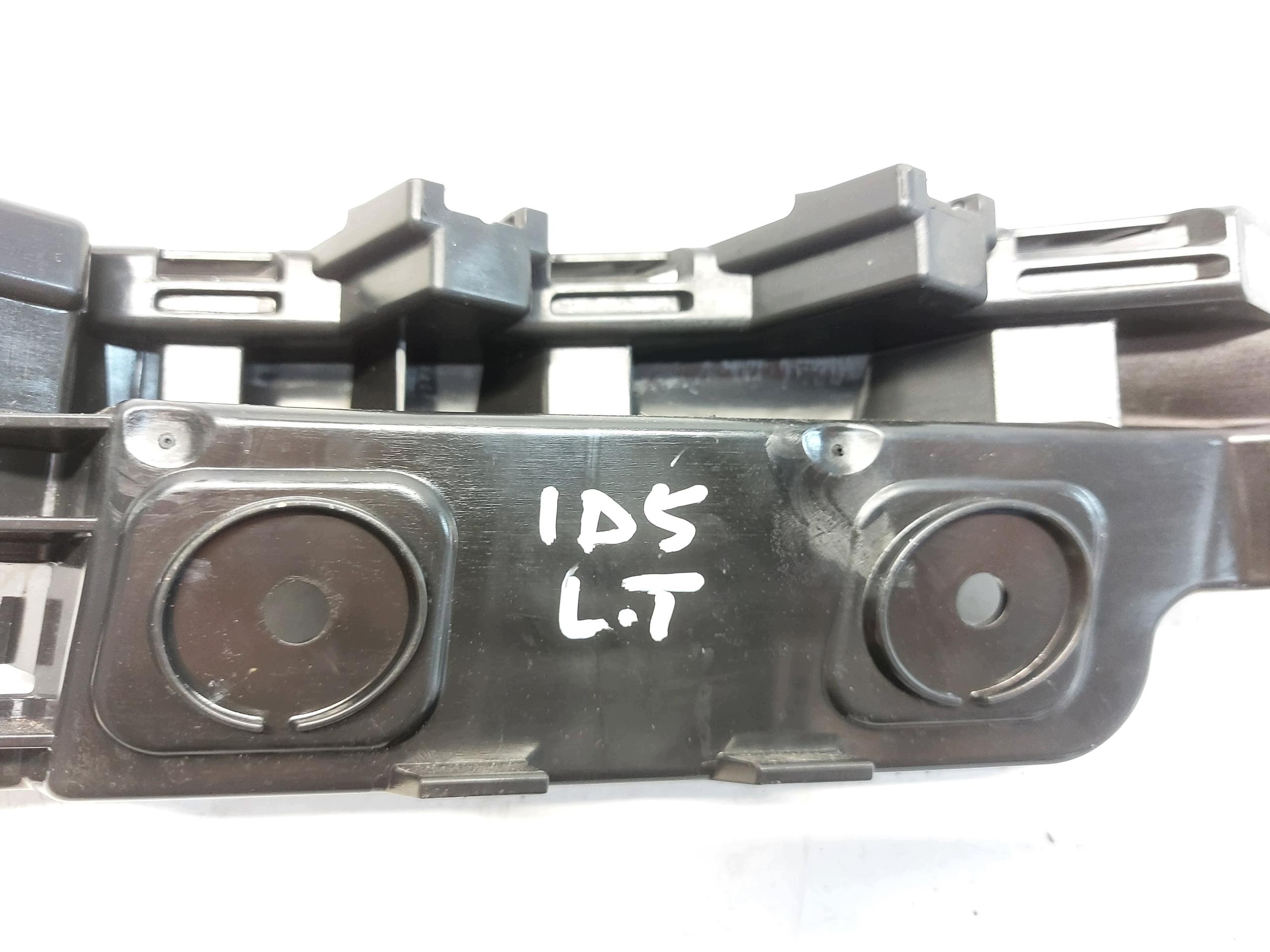 VW ID5 GTX 11E support holder left rear part 11A807939A