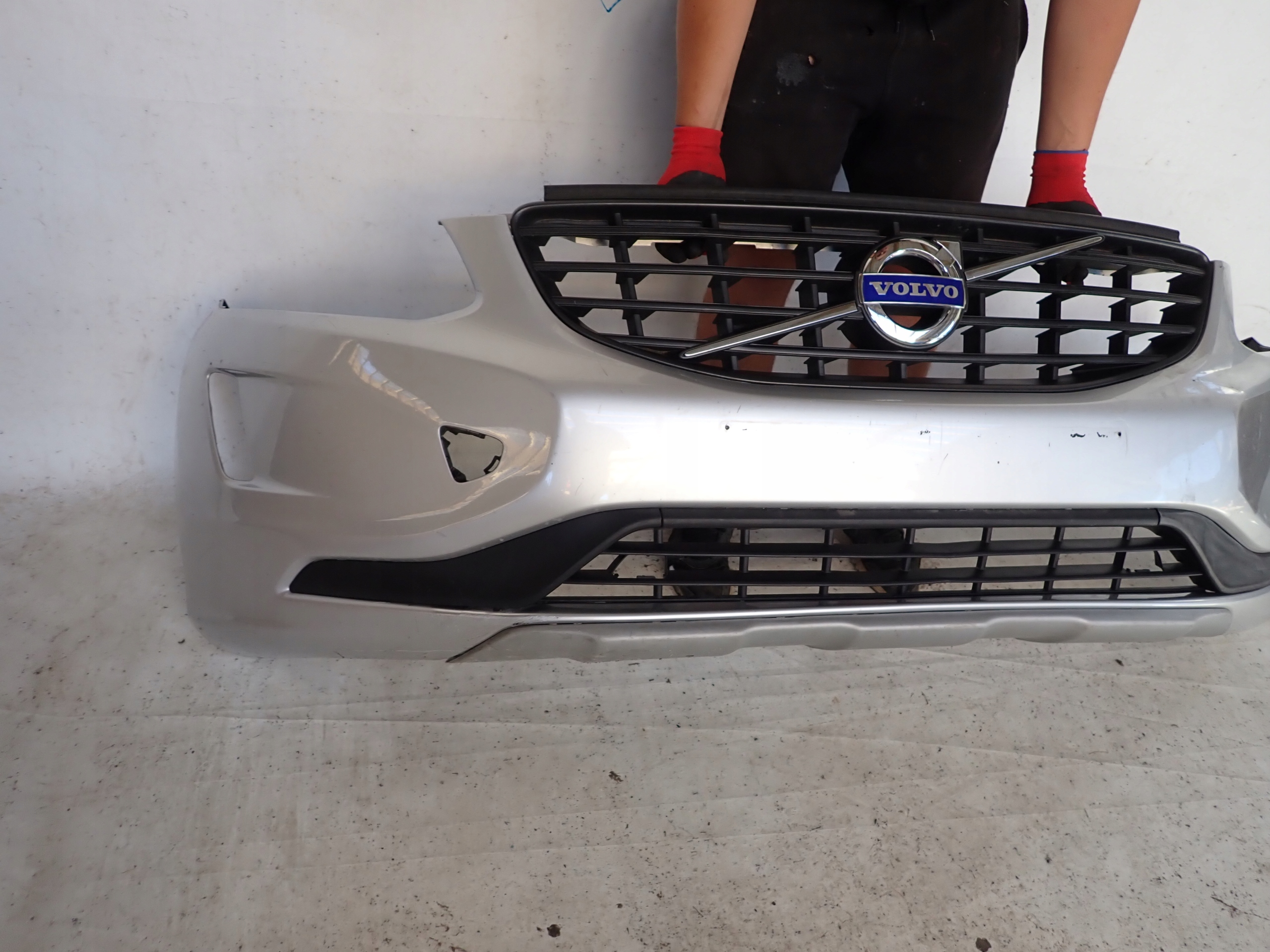 VOLVO XC60 and 1 LIFT 13-17 bumper front front without DZIUR 31323765