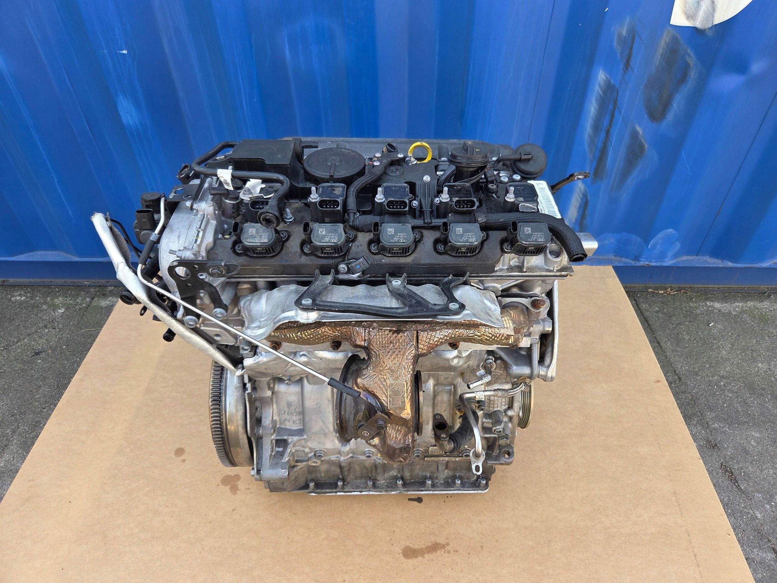 Audi RS3 8Y engine DNW039694