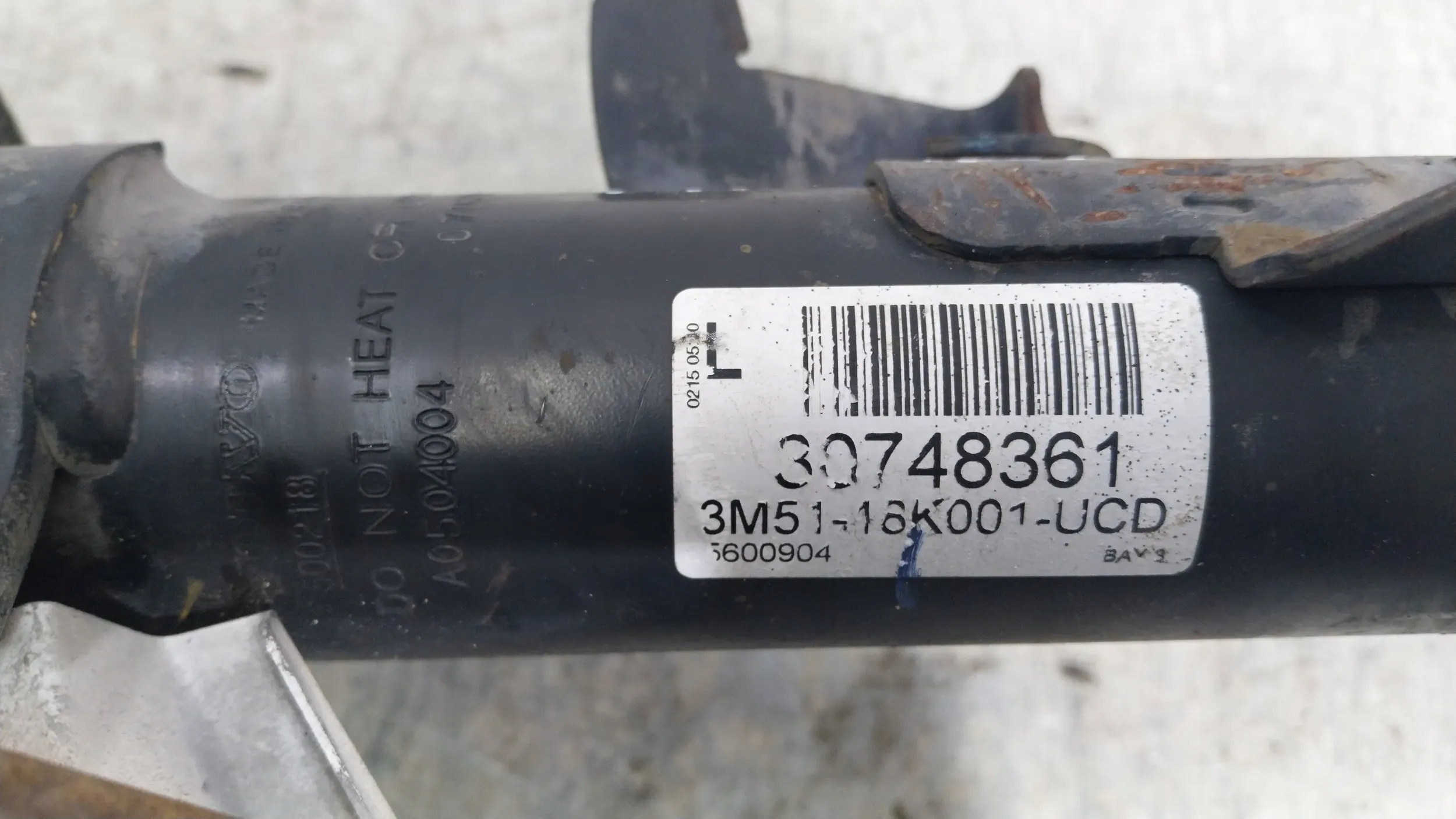 shock absorber front left 30748361 VOLVO C30 C70 II S40 II V50