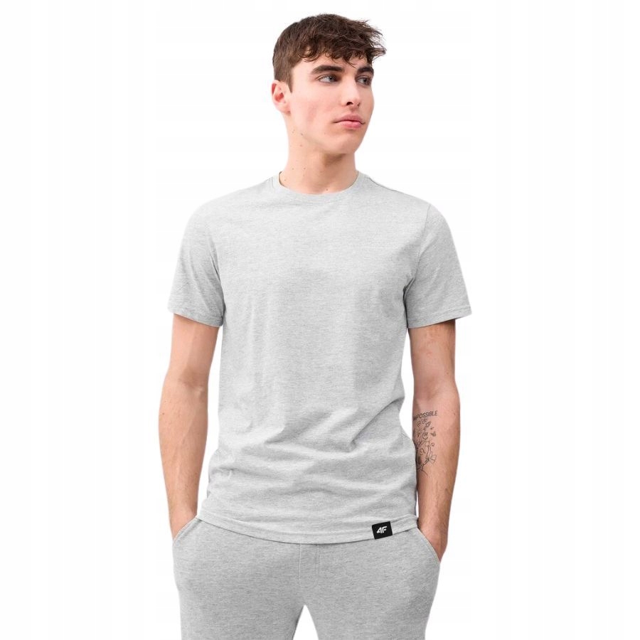 ZESTAW KOSZULKA MĘSKA SPORTOWA 4F T-SHIRT BLUZKA NA CO DZIEŃ Dekolt okrągły