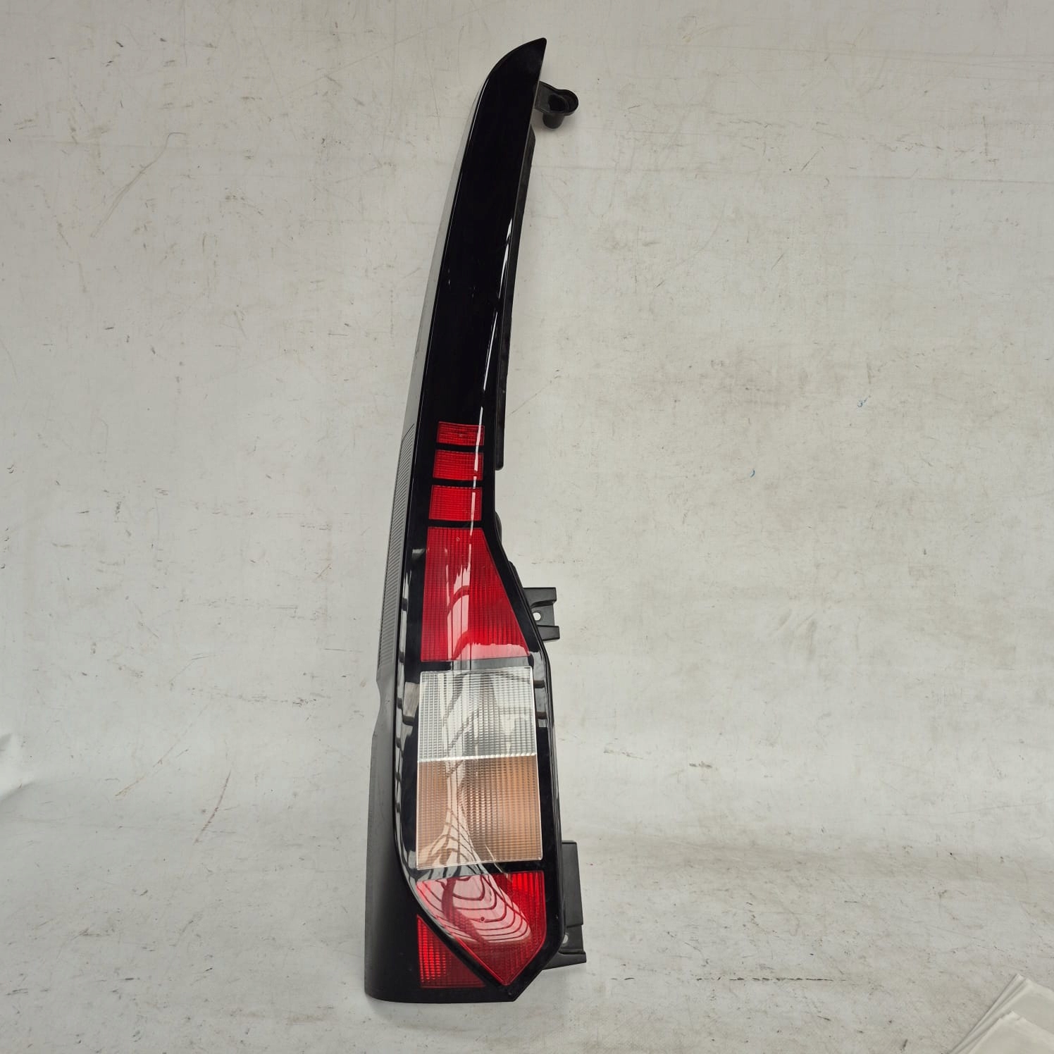VW CADDY 2K7 21- light left rear part rear 2K7945095A