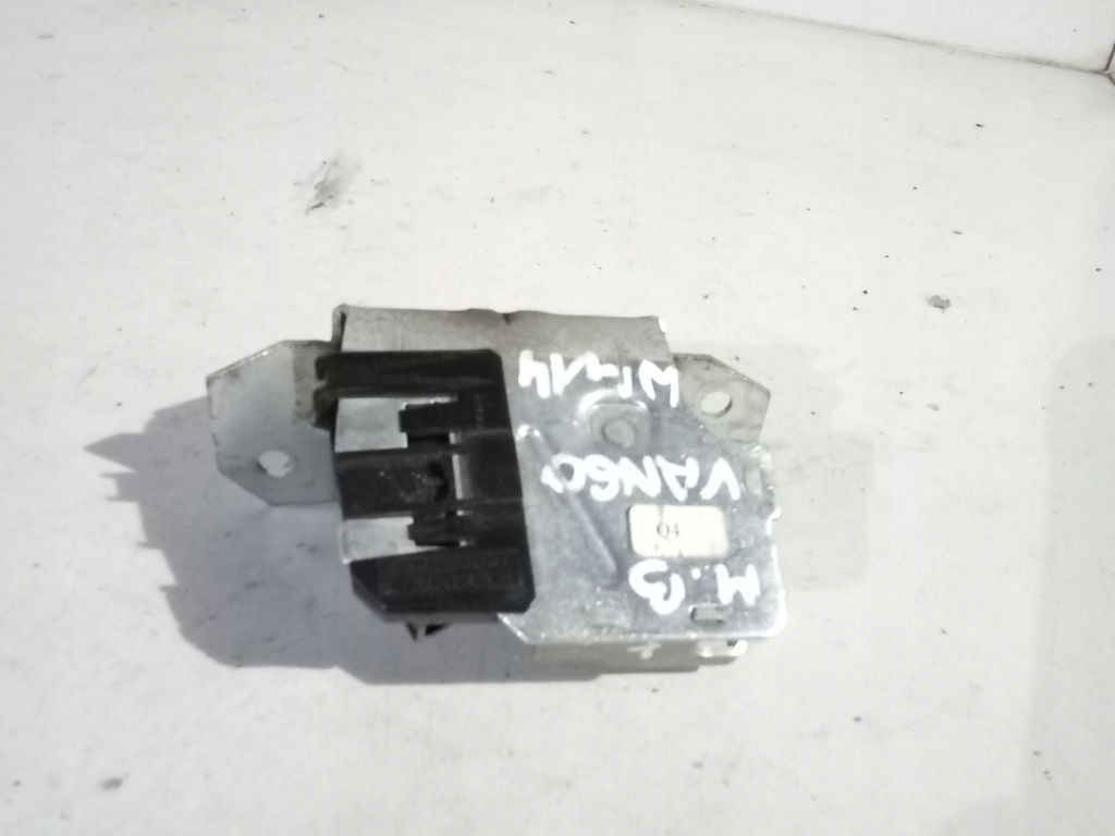 Mercedes Vaneo W414 lock bonnet