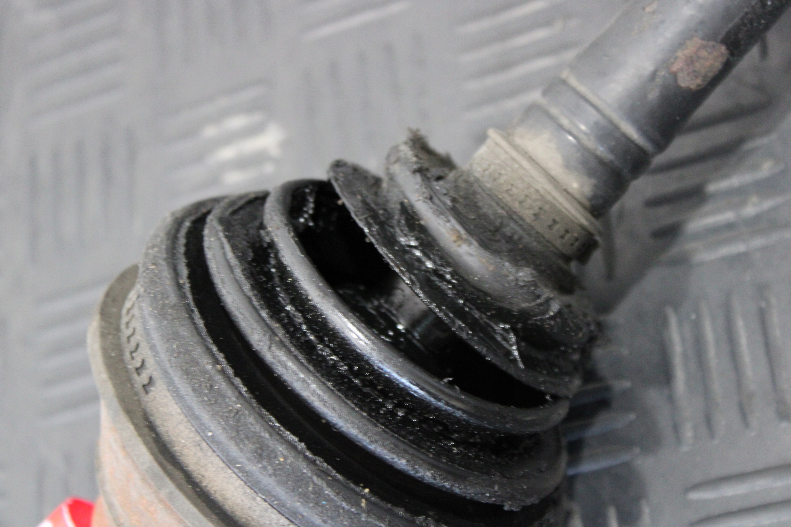 semi-axis semi-axis left front AUDI A3 8V 8V0 5Q0407271M