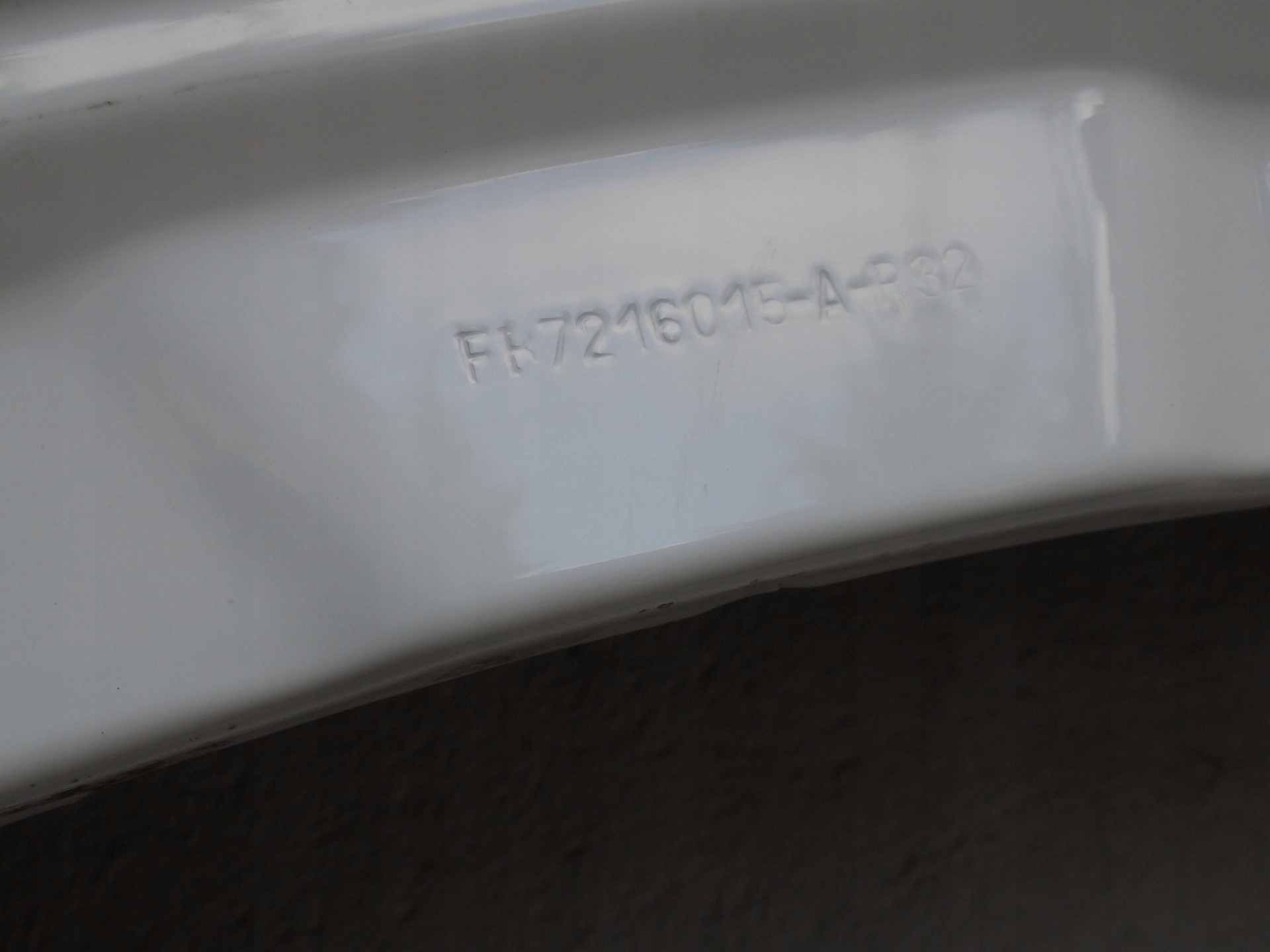 fender right front LAND ROVER DISCOVERY SPORT