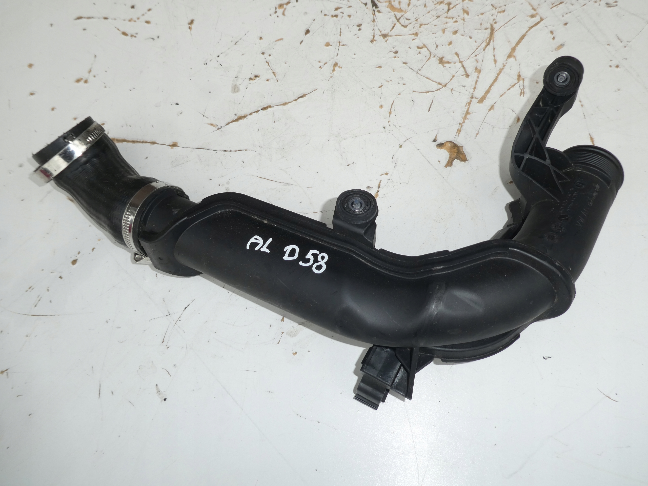 AUDI VW SEAT SKODA pipe air 1K0145770AE