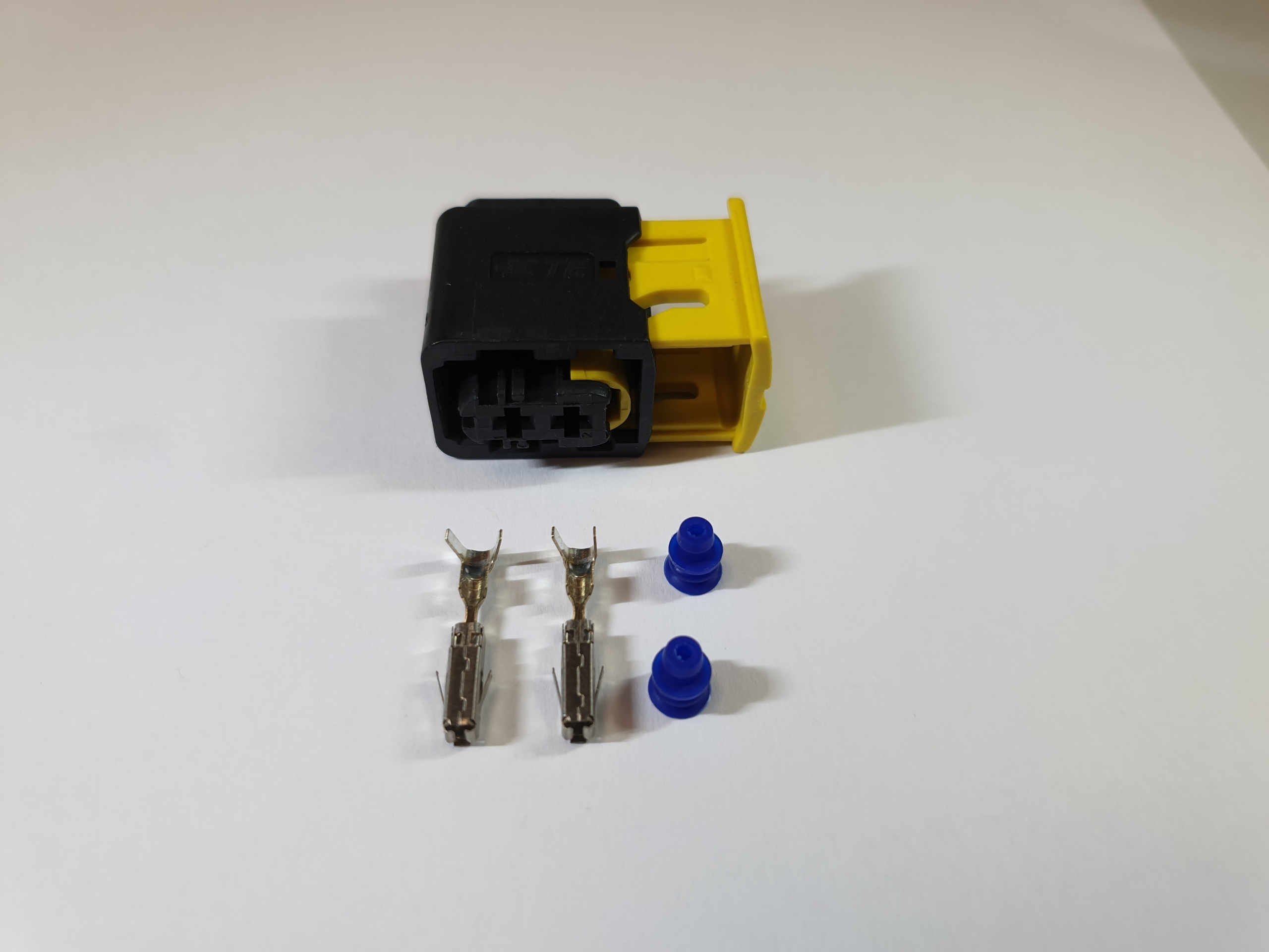 Wtyczka pompy adblue zaworu adblue Volvo FH 4 Producent części Web Truck