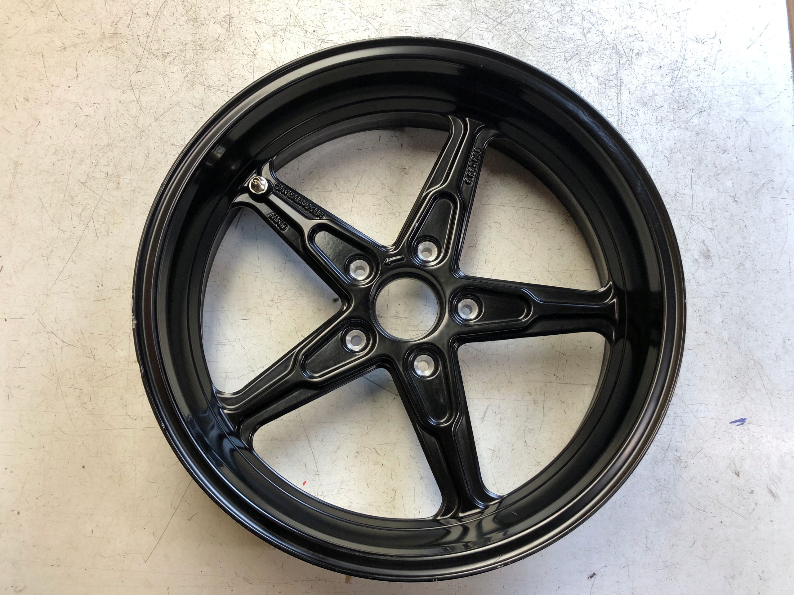BMW R NINET K32 FELGA KOLO TYL TYLNA 8562528 Rim diameter 17