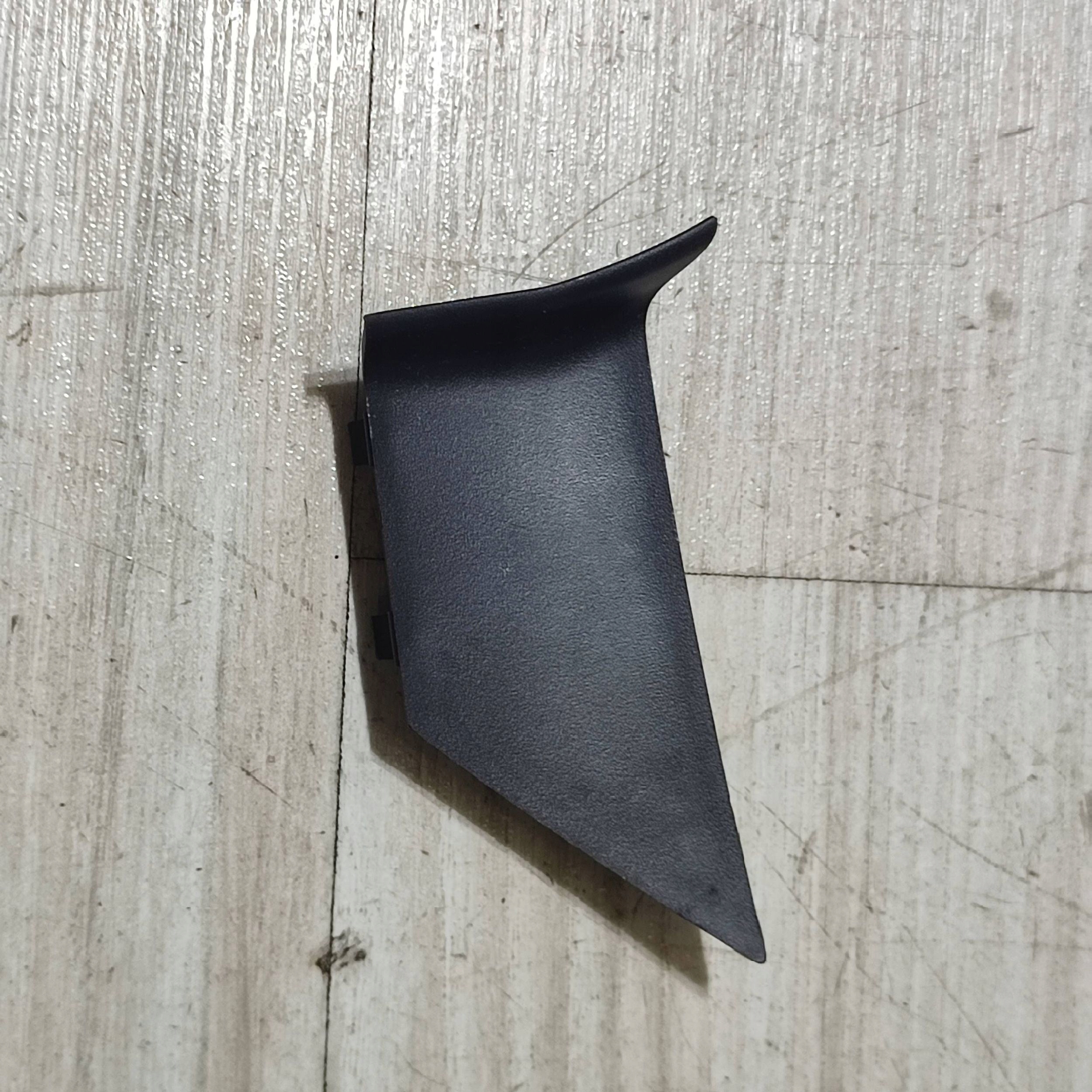 Blende Abdeckung Innen- Suzuki Vitara (LY) 8375668L00