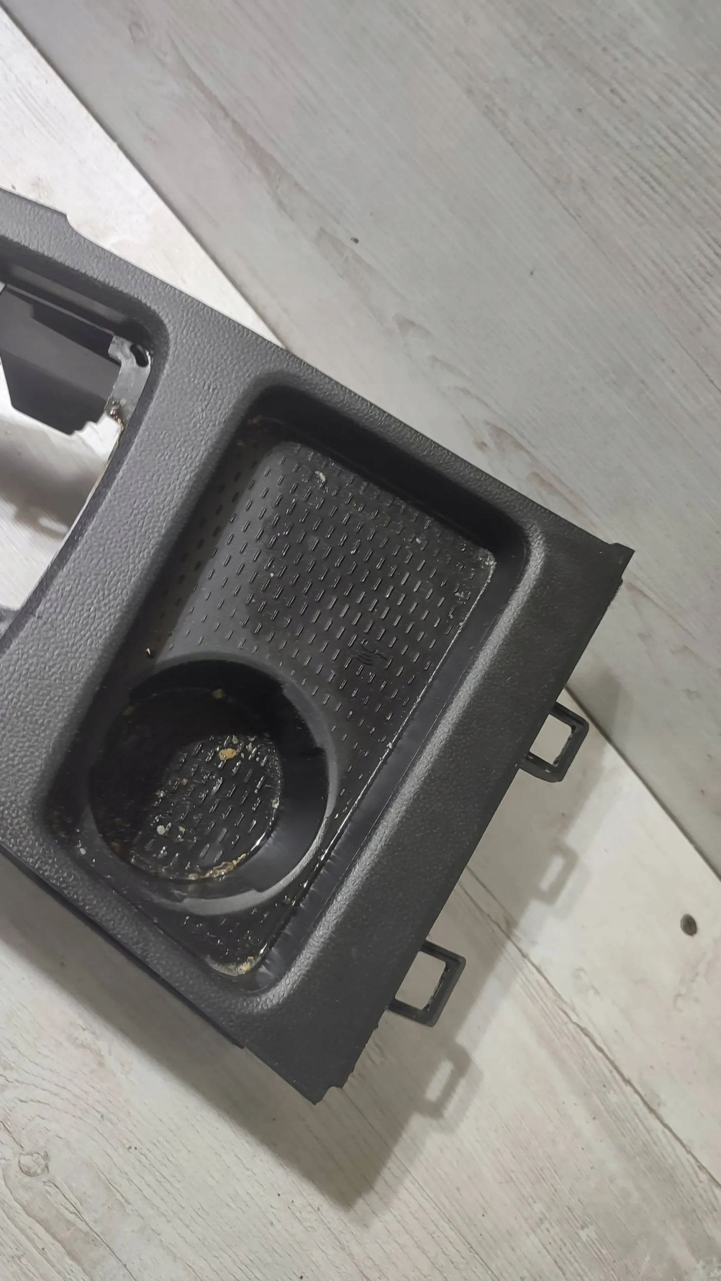 Dacia Duster II 17r 1.2 tunel central bracket kubkow