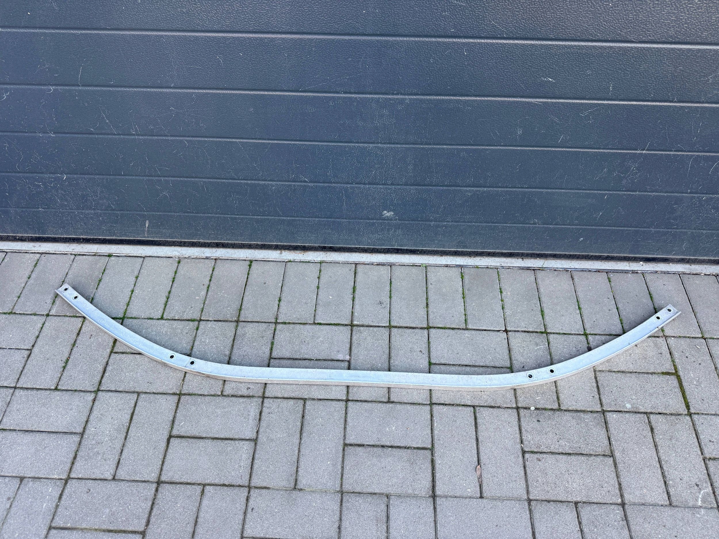 Mercedes E W214 sider below bumper lower front przenia