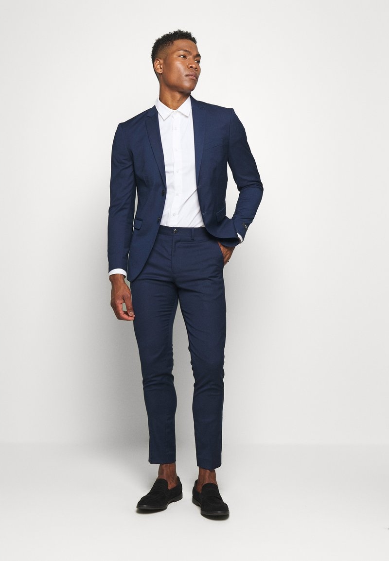 Garnitur premium slim fit Jack&Jones 46 Linia regular