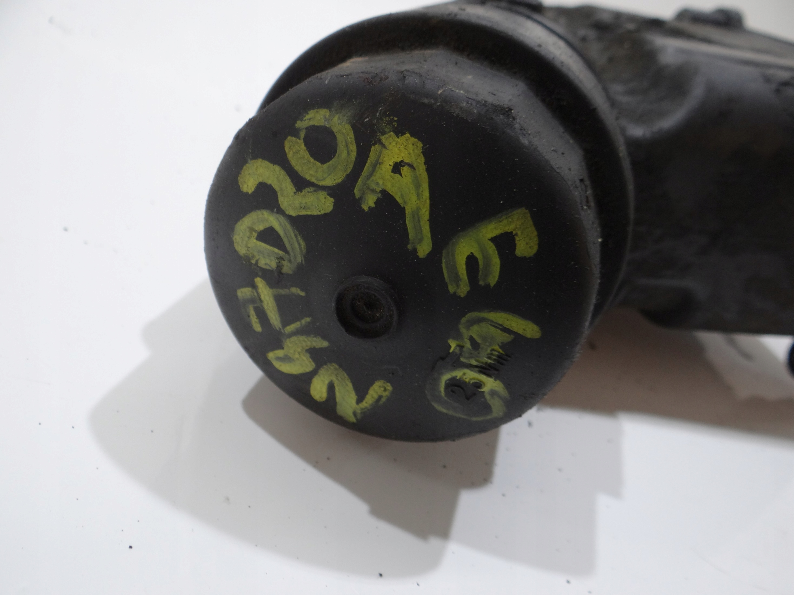 Gehäuse Ölfiltergehäuse BMW E60 E61 N47 2.0D 7807799 (4295324)