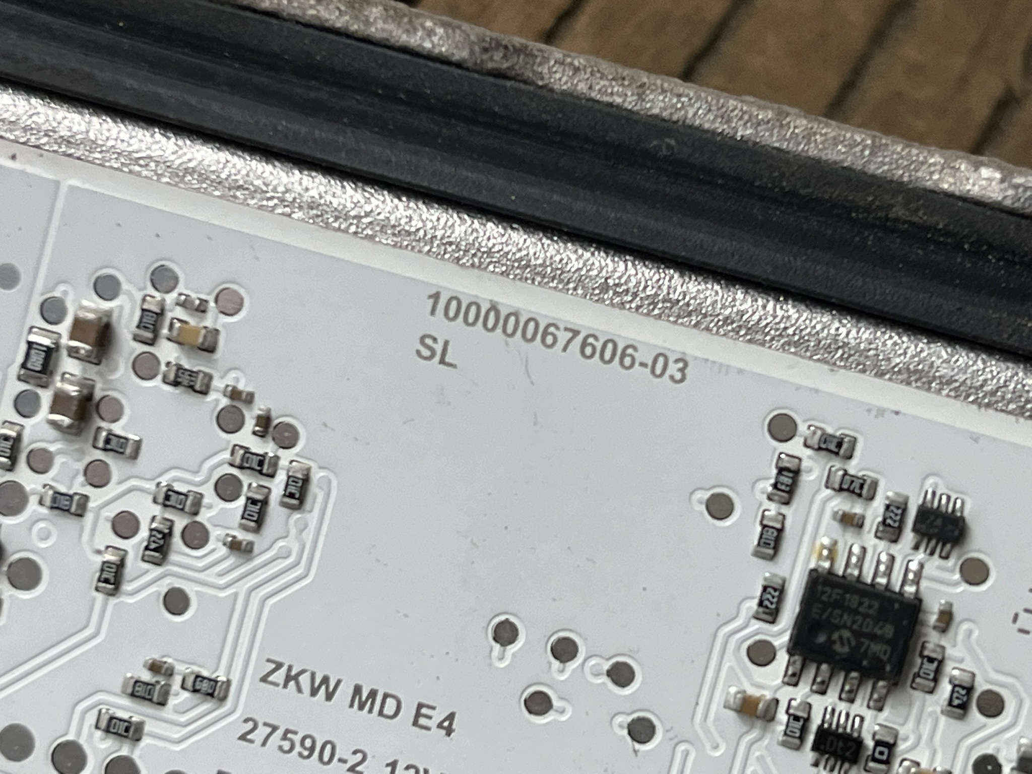 OPEL INSIGNIA B LIFT 20-22 module control unit LED DRL 10000067606-03 OE