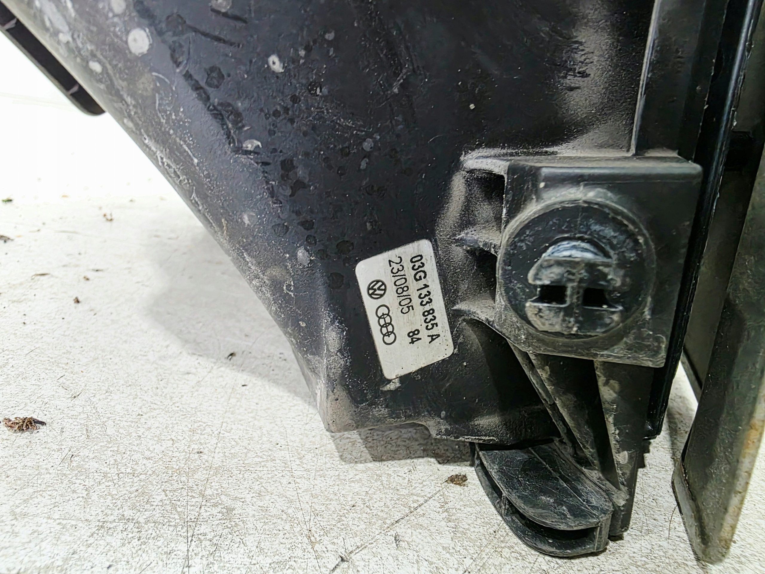luftfiltergehäuse AUDI A4 B7 2.0 TFSI 03G133835A
