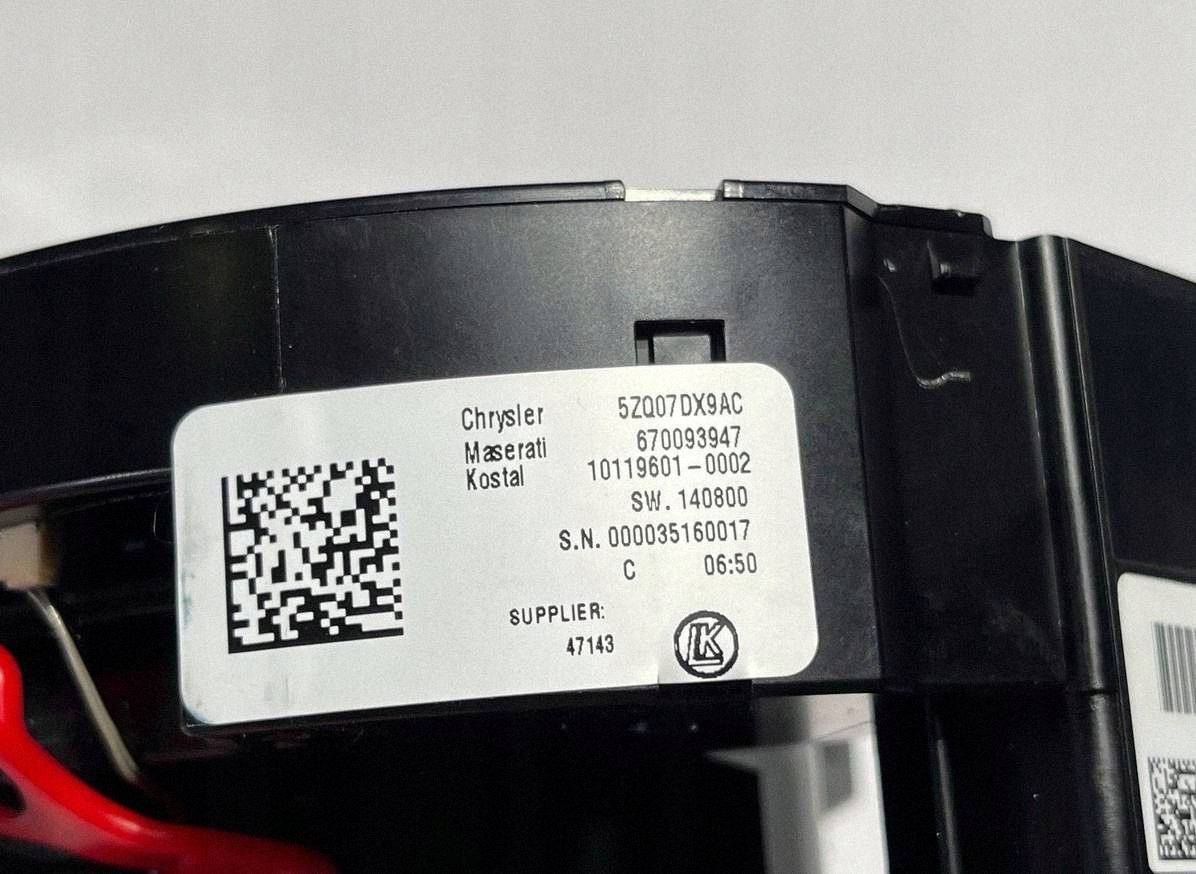 bouton commodo feux lave glaces indicateurs de direction Maserati Levante