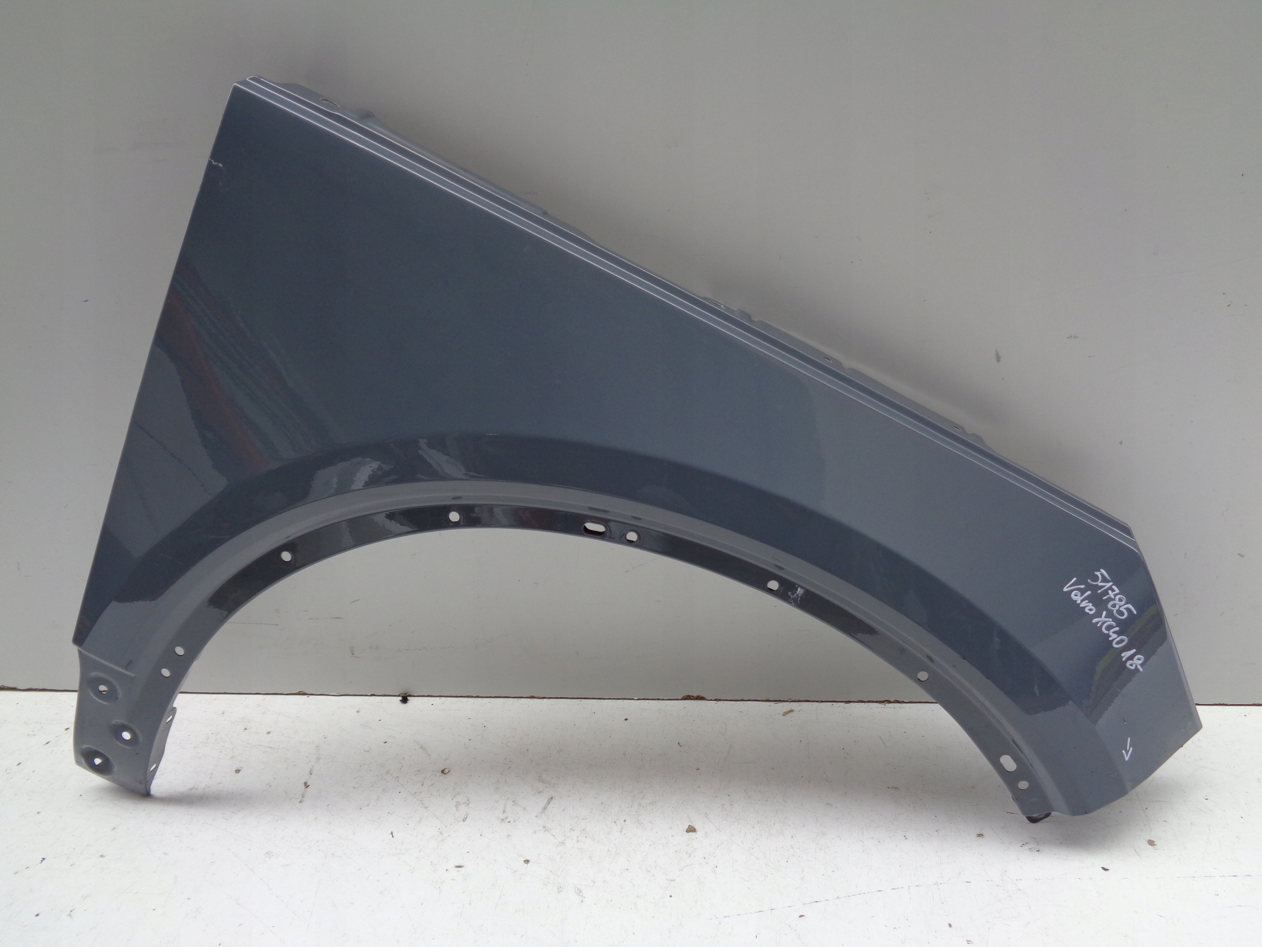 fender right front VOLVO XC40 18- NR 51785