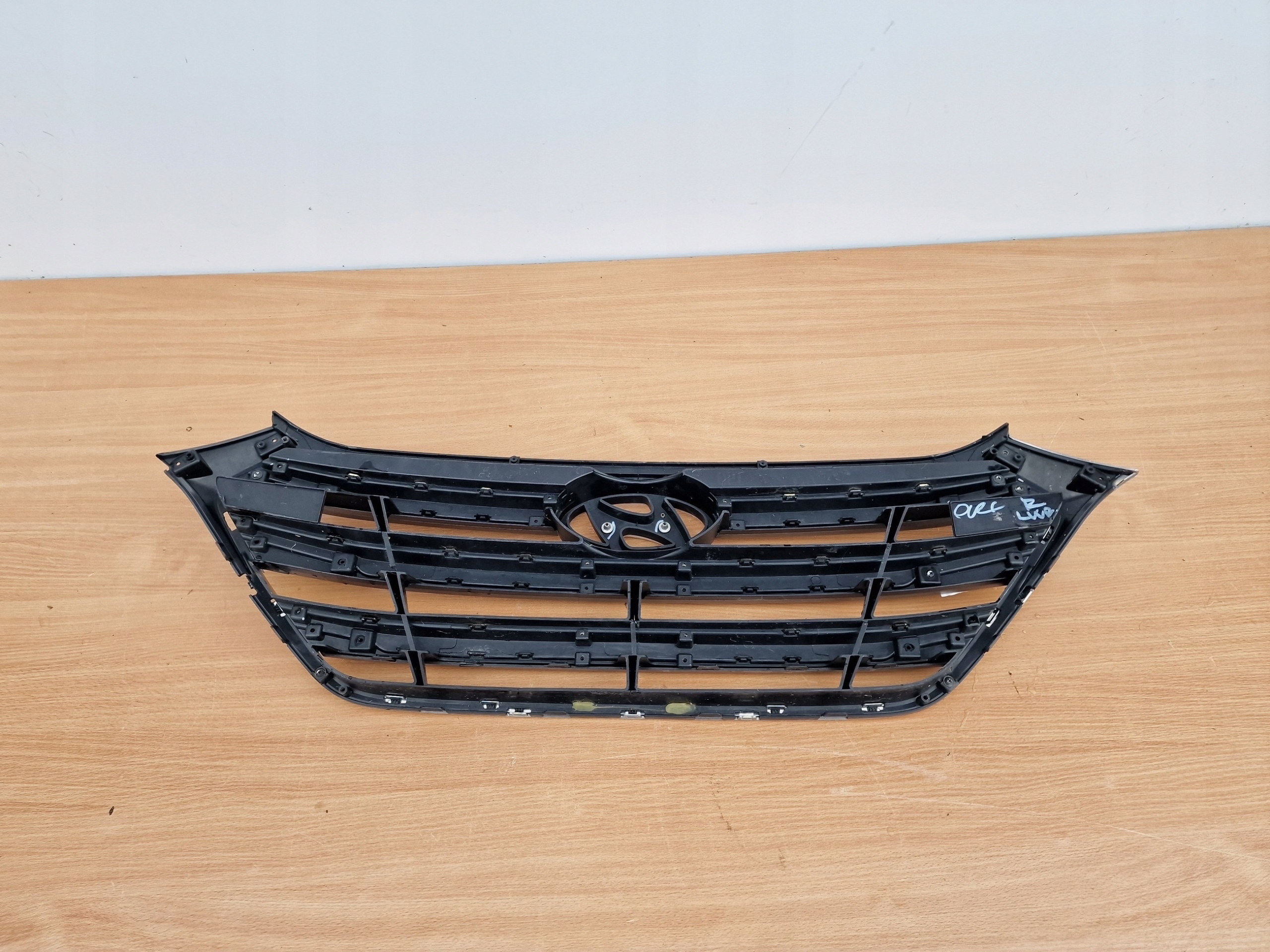 HYUNDAI TUCSON II 15-18 ROK grille CHROMY logo