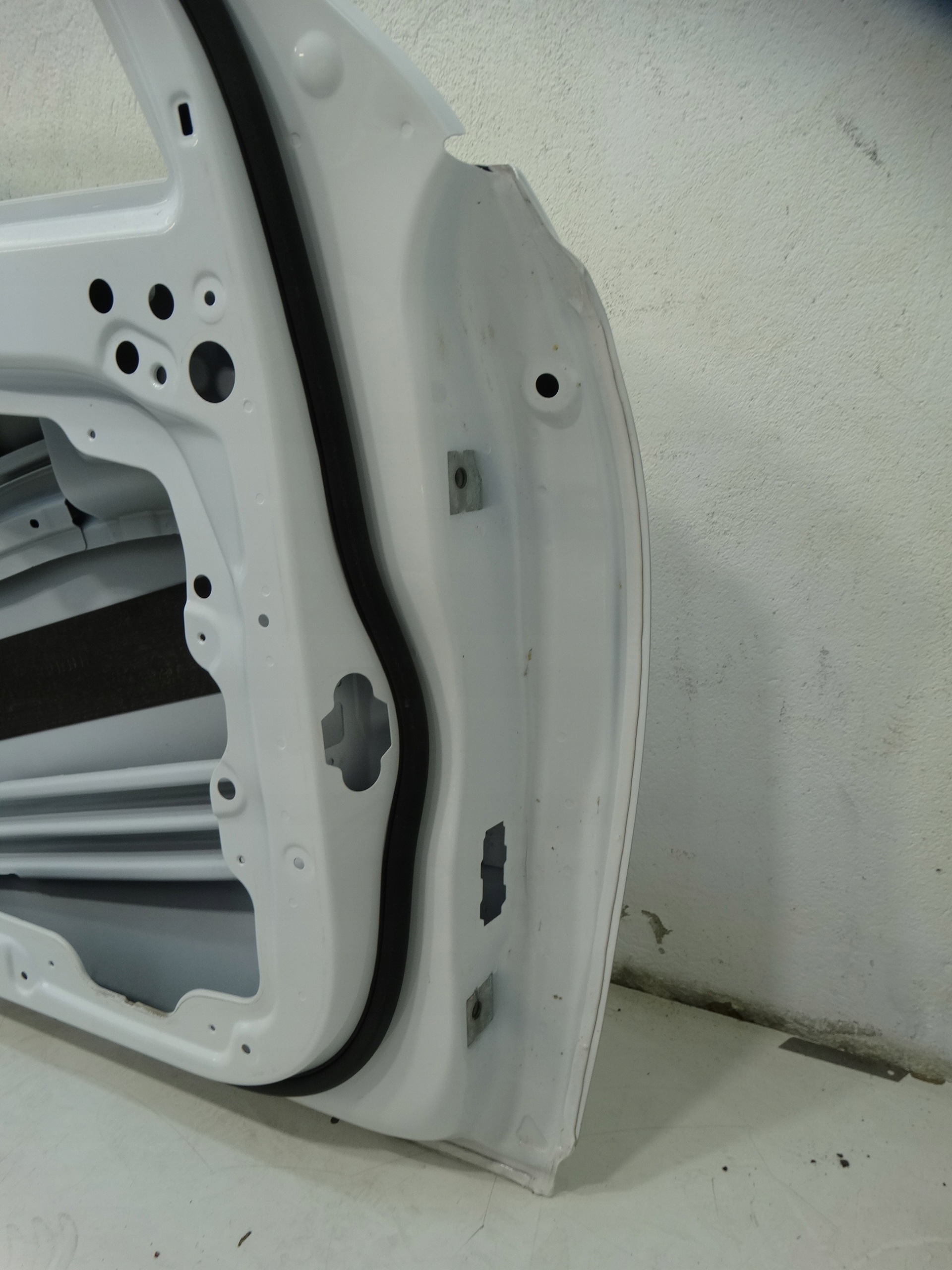 door front left front MERCEDES GLC 254 A2547220700
