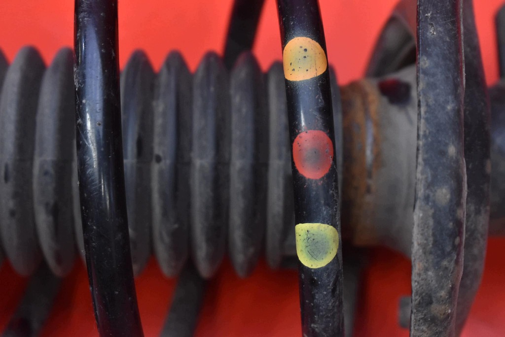 shock absorber right front 9812428680 CITROEN C3 3 III 1.2 PURETECH 110 KM 16