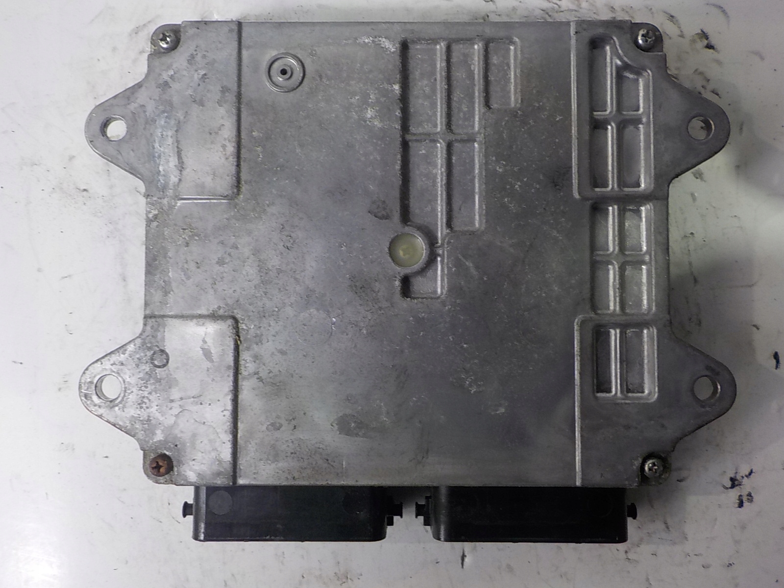 MITSUBISHI COLT VI computer control unit 1860108200 1860B082