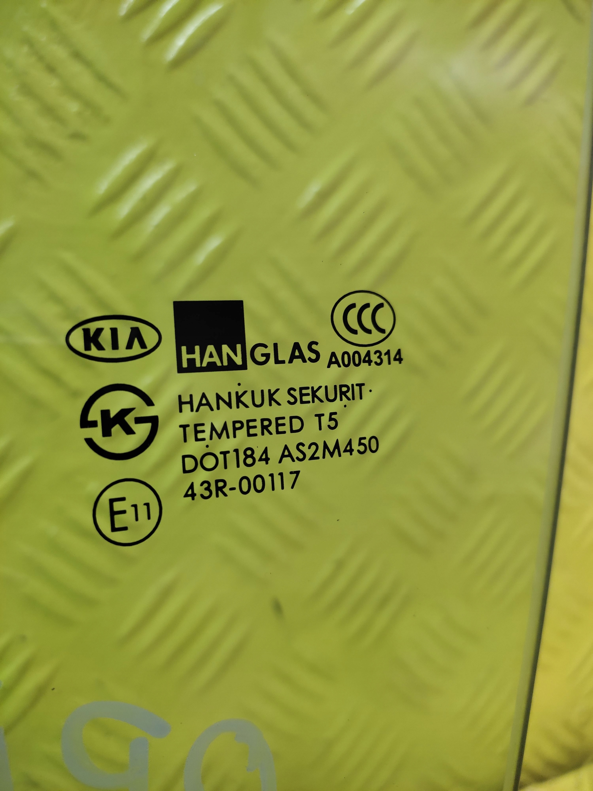 KIA OPIRUS window door left front