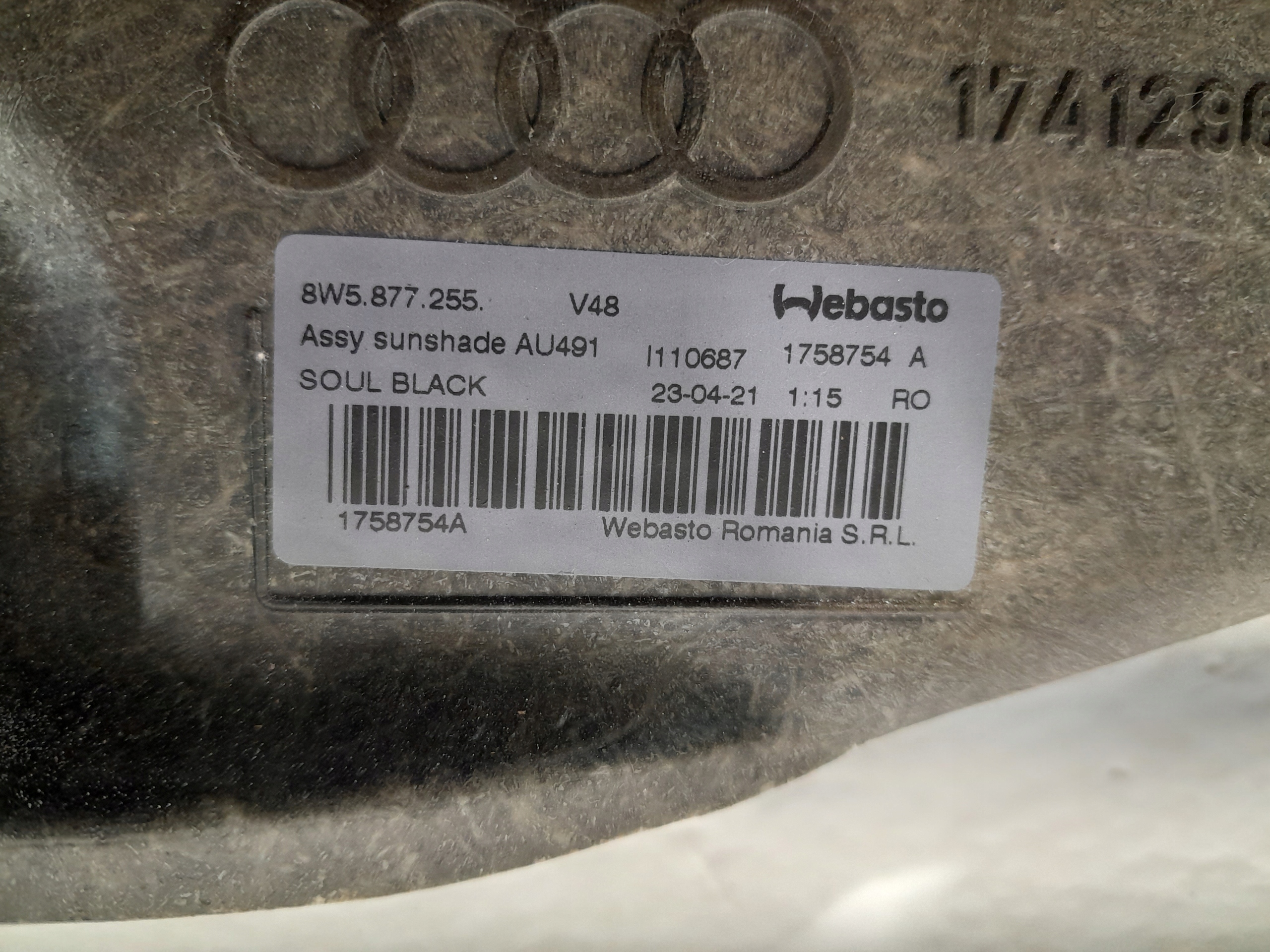 AUDI A4 B9 LIFT Berline Toit ouvrant Complet 8W5877255 8W5877041D