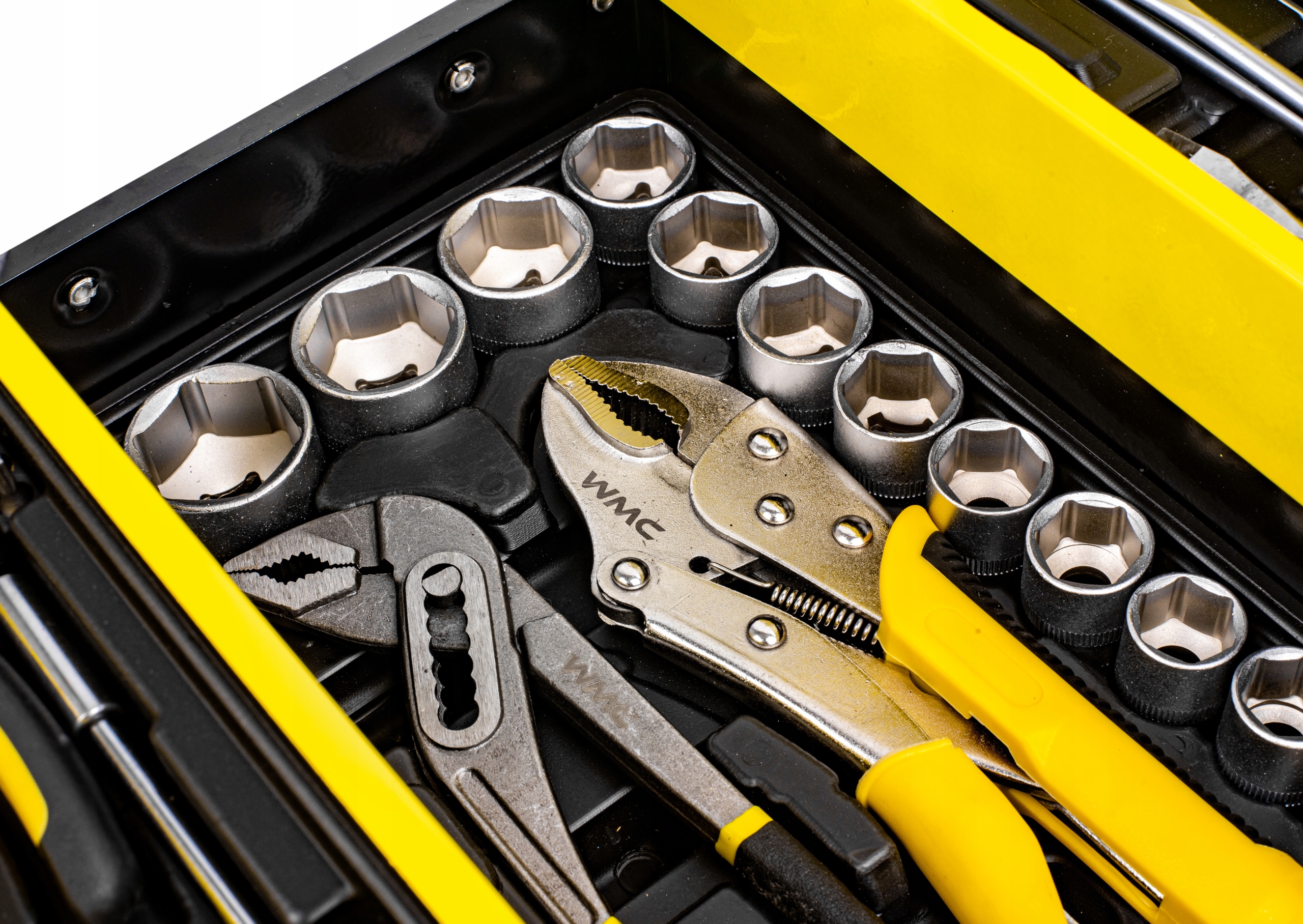 A72425964c059cd6c1a237b737f5